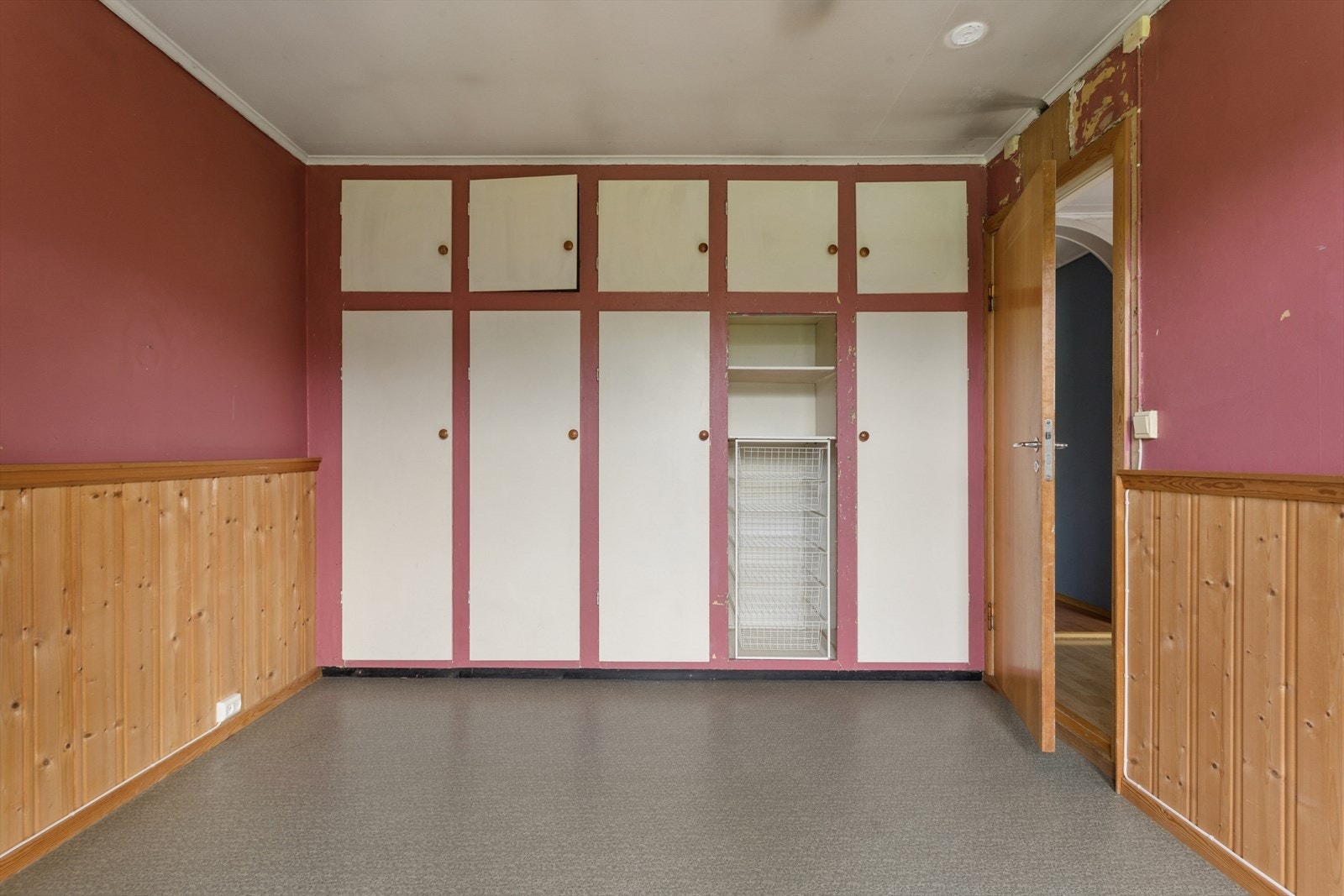 ... og god plass til garderobe Galleribilde