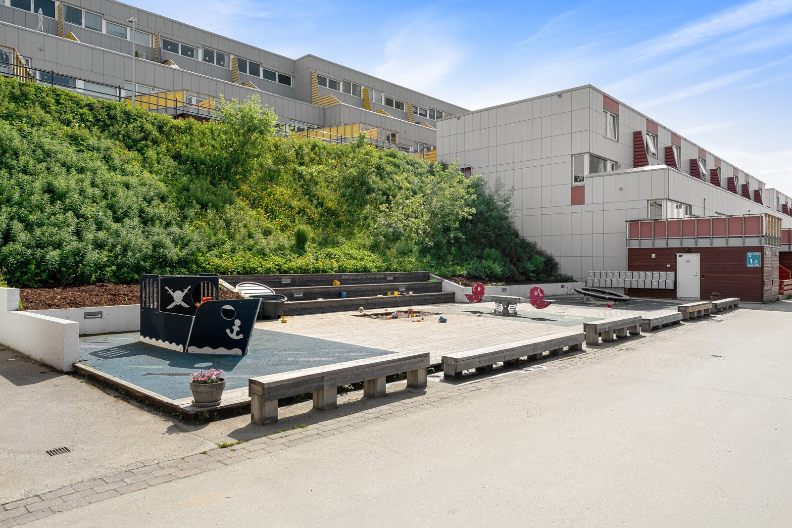 Terrassen borettslag er et velstyrt borettslag med flotte omgivelser. Galleribilde