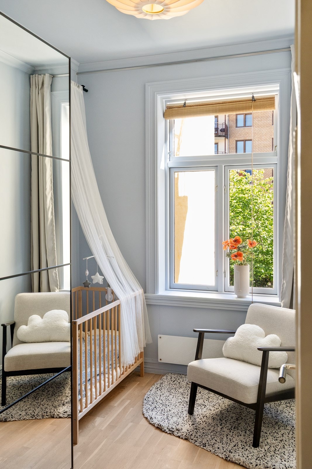 Soverommet passer perfekt til barnerom eller kontor. Galleribilde