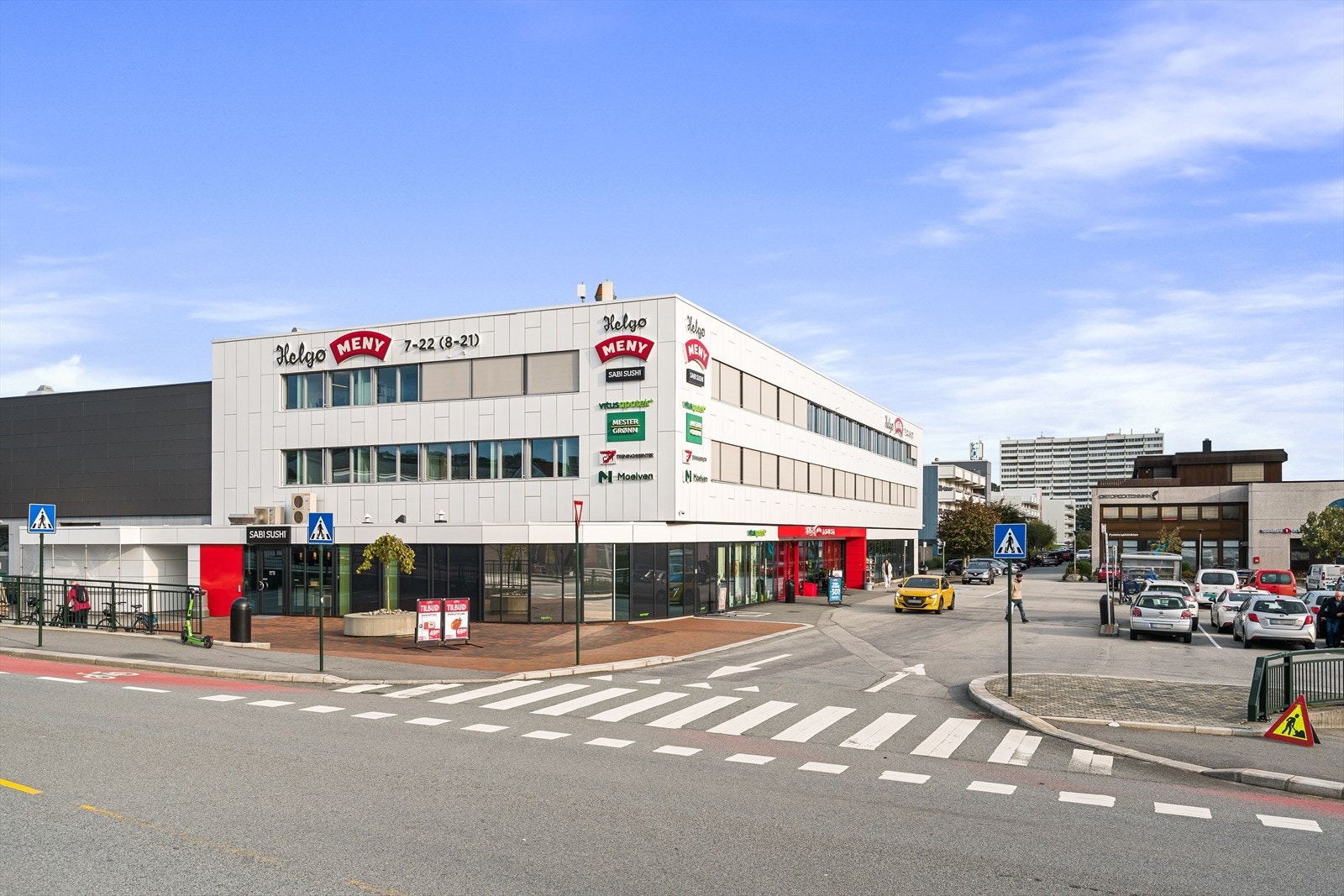 Flere dagligvarebutikker i gangavstand fra leiligheten. Galleribilde