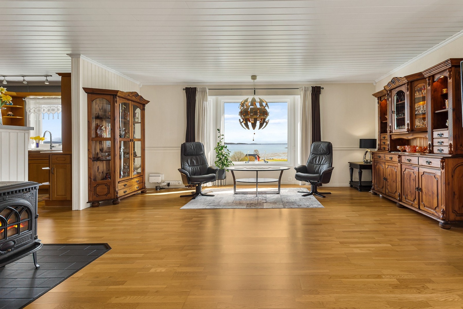 Stuen måler 44 kvm. Galleribilde