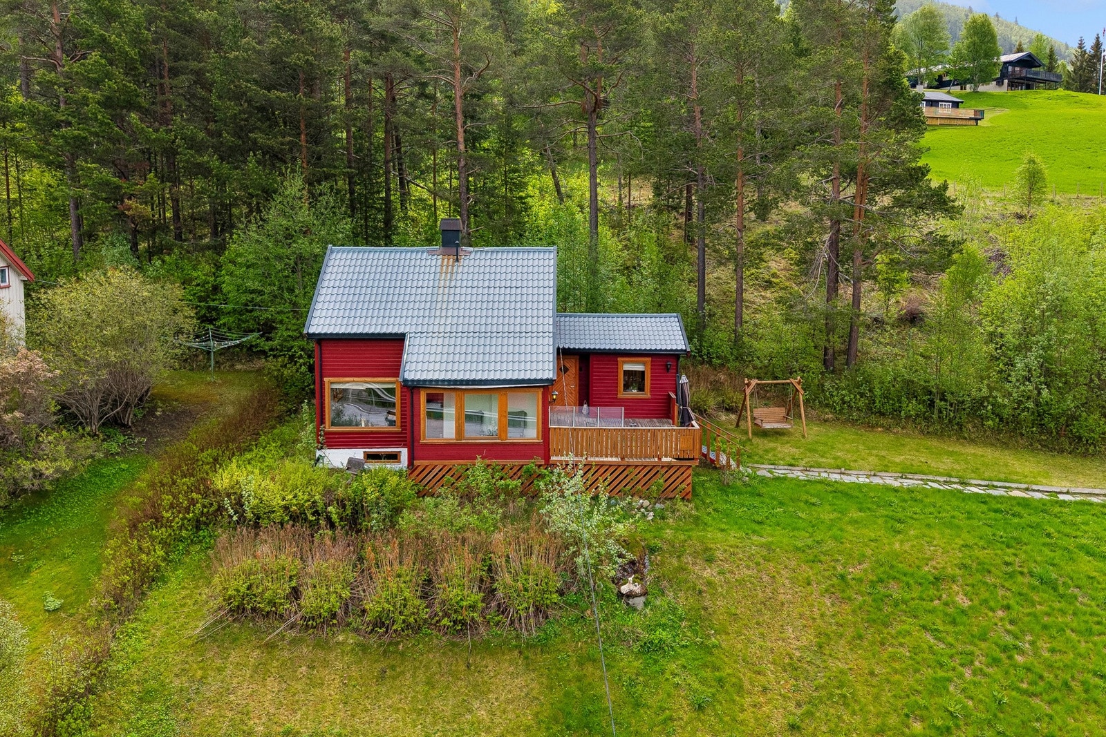 Huset fikk ny veranda ved inngang i 2020. Galleribilde