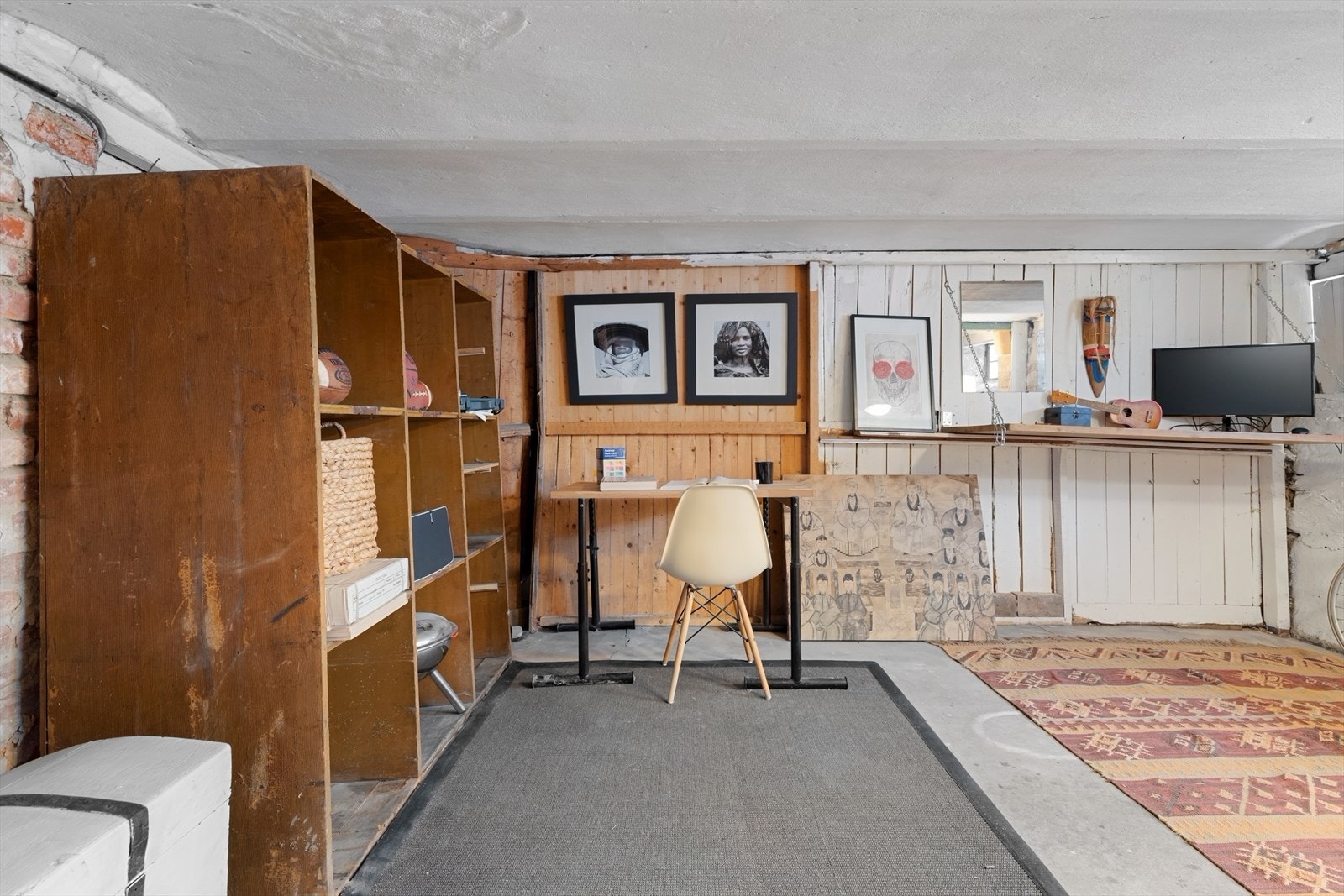 Her er det god plass til fleksibel bruk, med muligheter for både lagring, hjemmekontor, treningsområde, snekkerbod, sykkelverksted, smørebod, musikkinstrumenter og mye mer - tilpasset ulike behov og livsfaser. Galleribilde