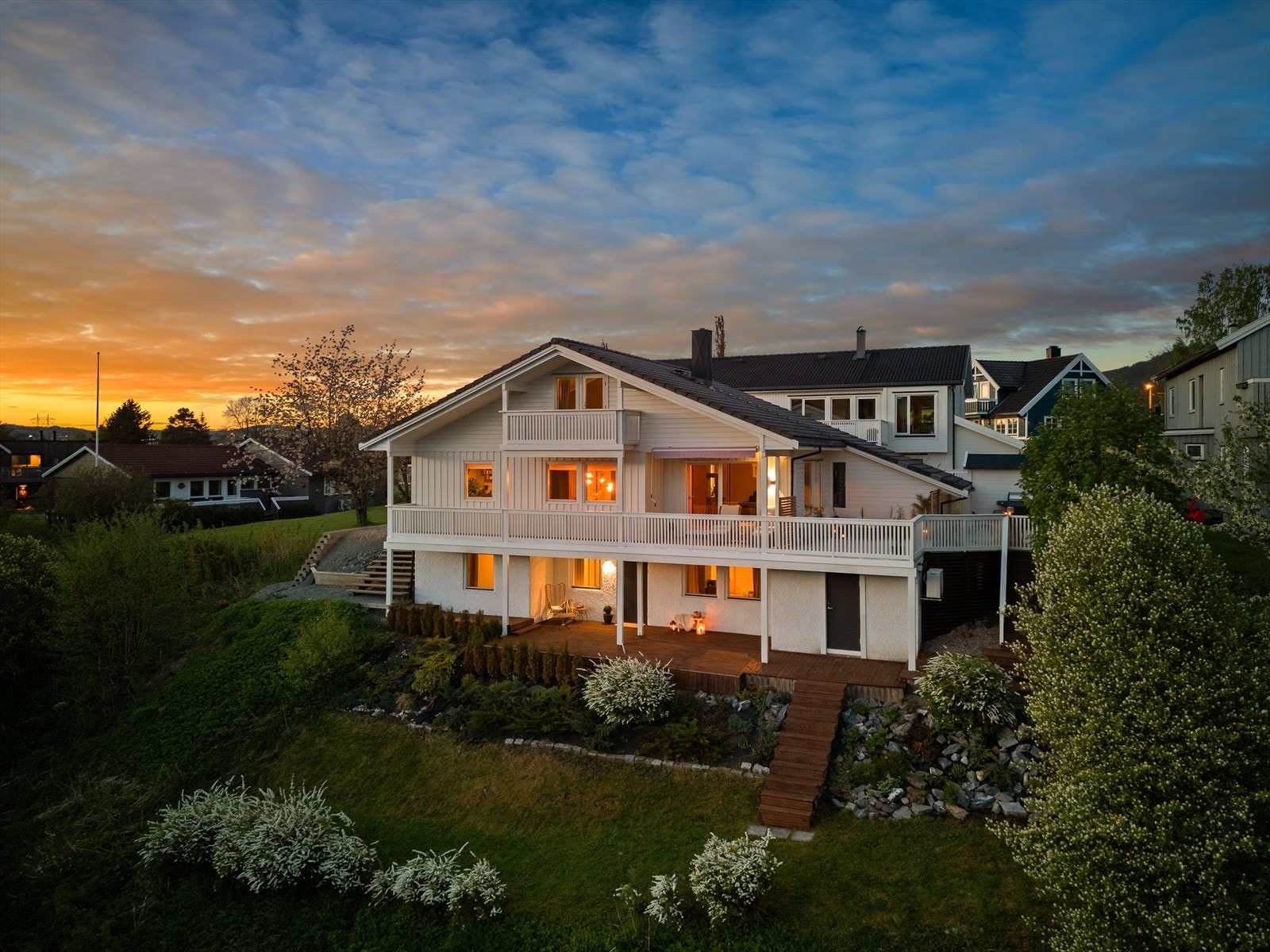 Velkommen til Brubakkhaugen 30! Foto: Interiørfoto v/Haukdal. Galleribilde