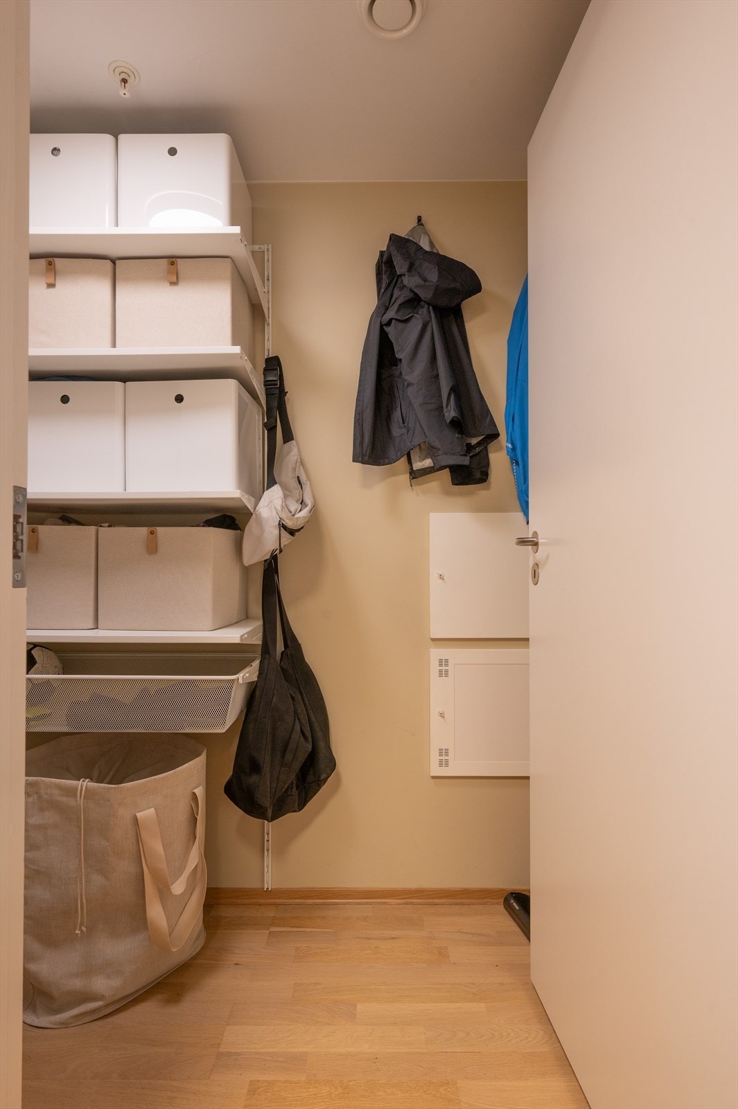 Ofte er oppbevaringsplass et problem - det er ikke tilfelle i denne leiligheten! Galleribilde