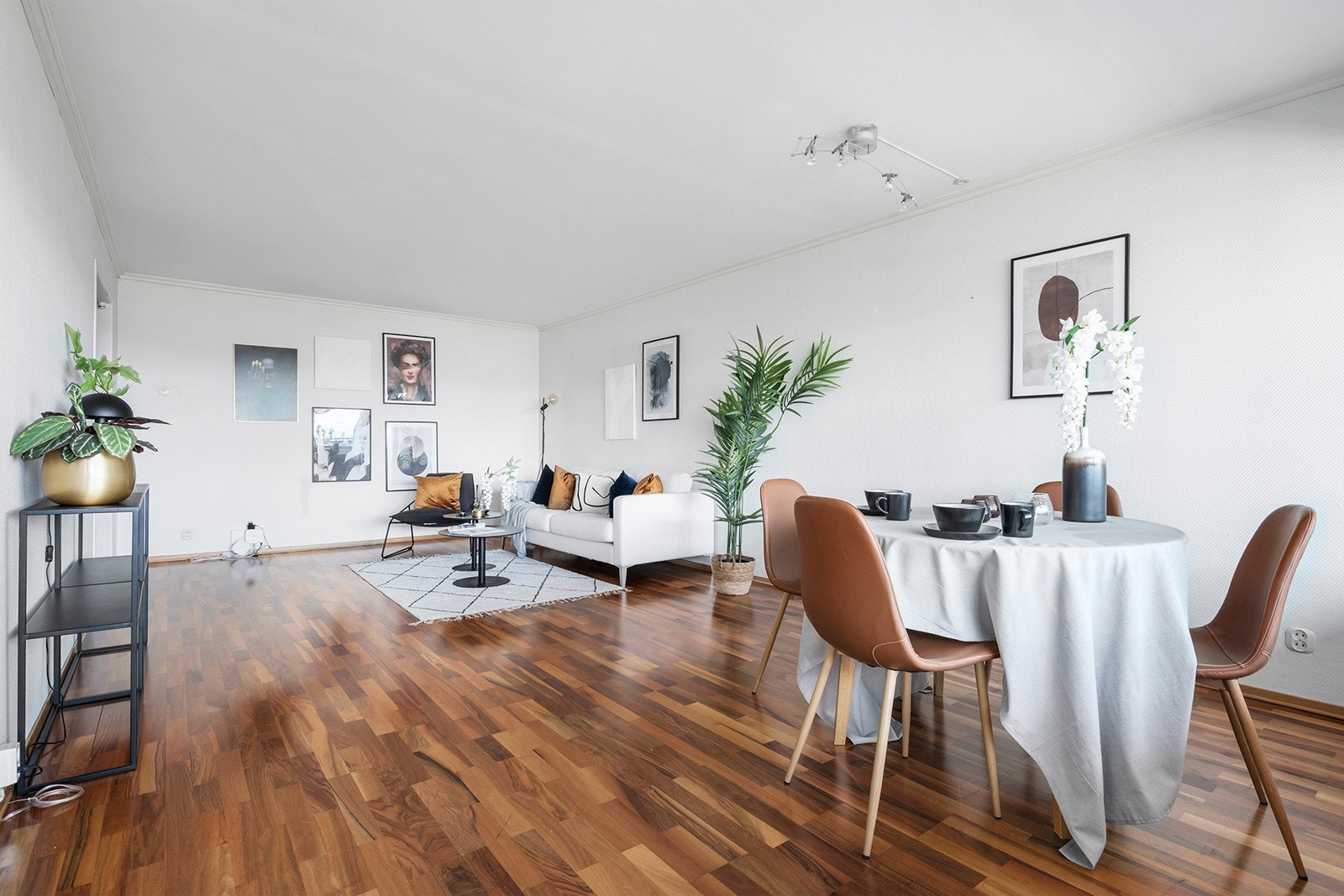 Stue og spisestue Galleribilde