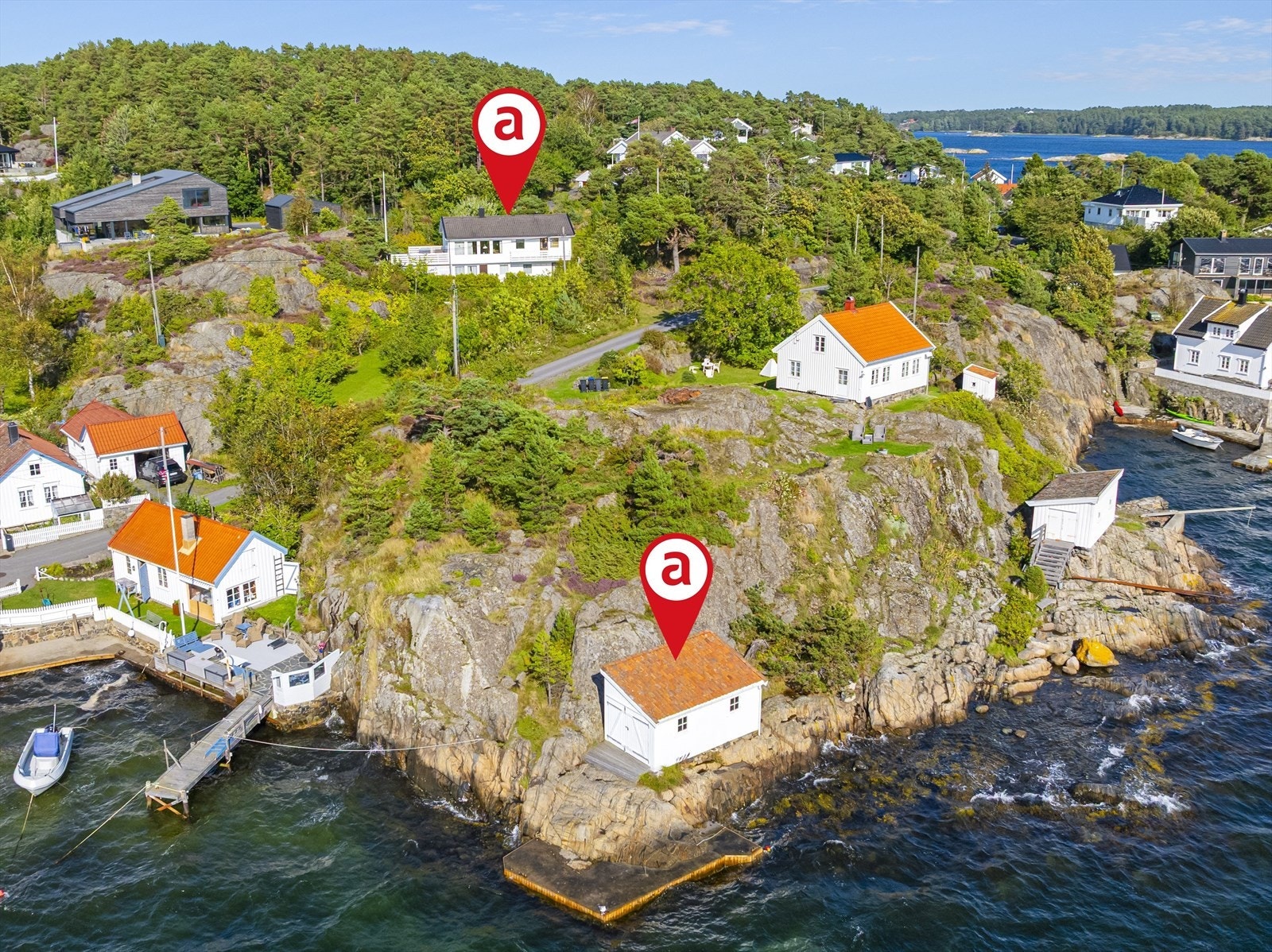 Sildevig, Tromøy - Enebolig - Fantastisk utsikt - Stor tomt - Strandparsell med brygge og sjøbod. Foto: Hallvard Rimereit. Galleribilde
