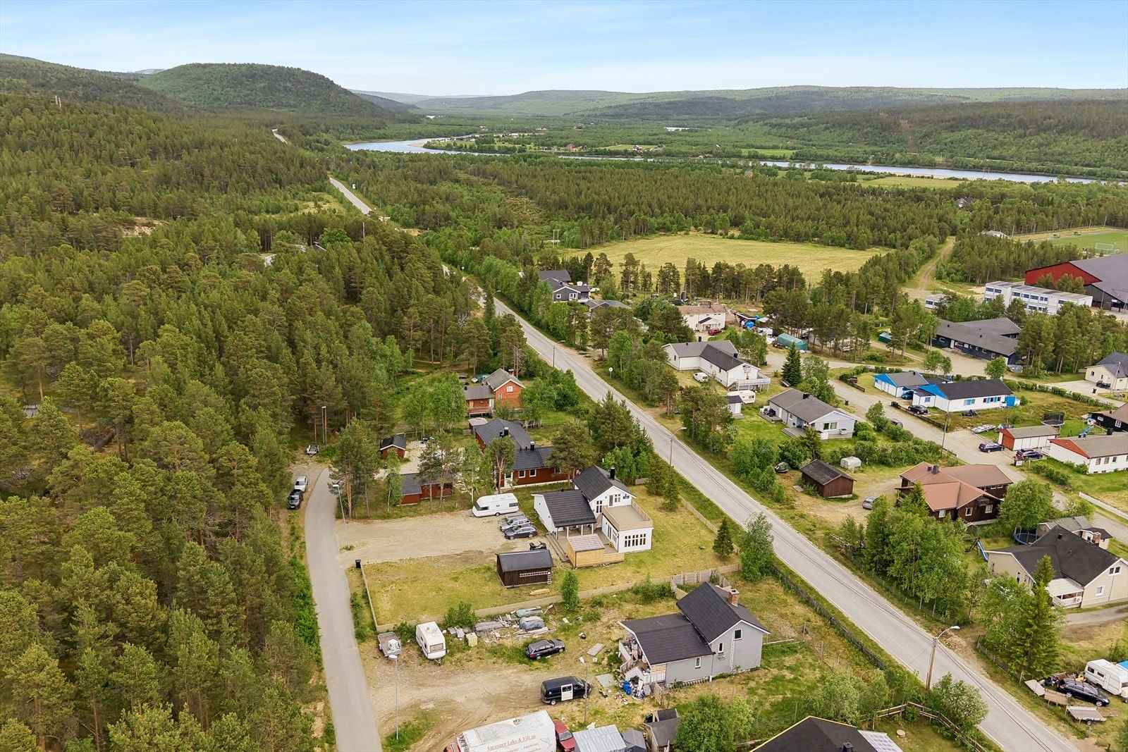 Kort vei til naturen med fine turmuligheter i nærområdet. Galleribilde