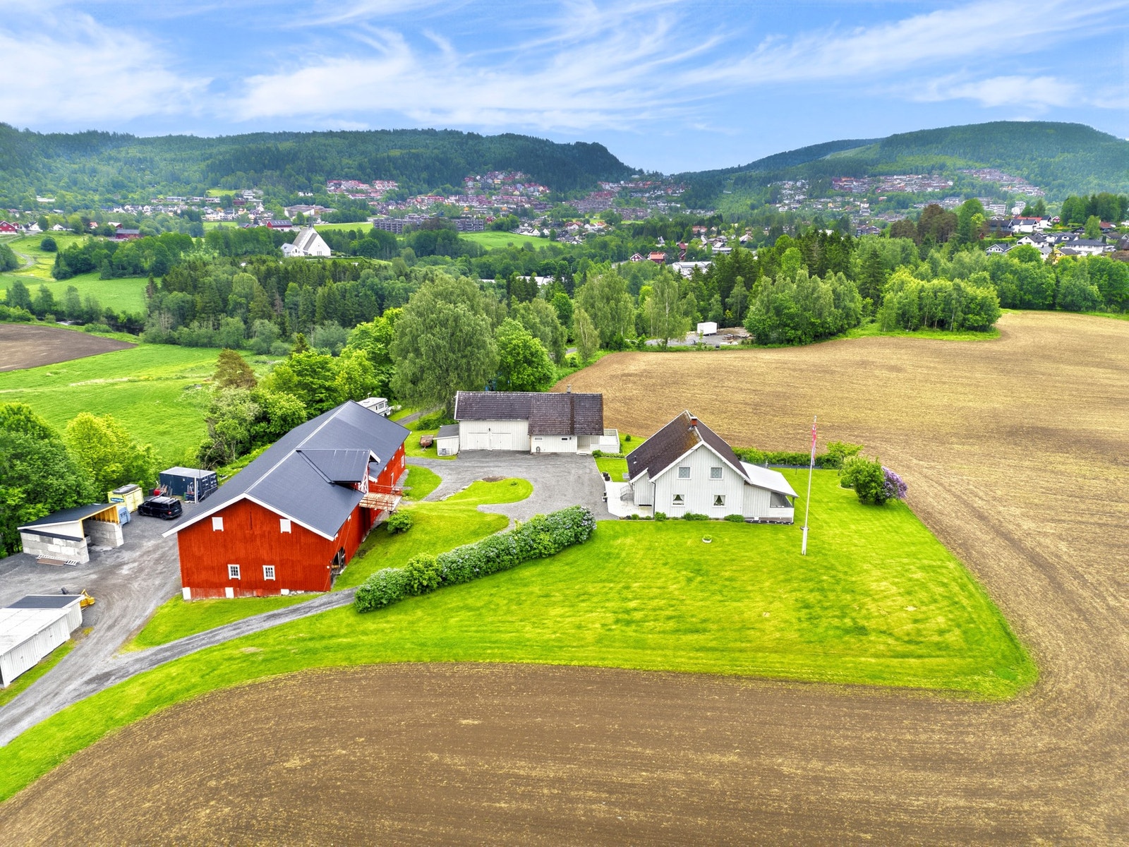 Tunet sett fra nordsiden Galleribilde