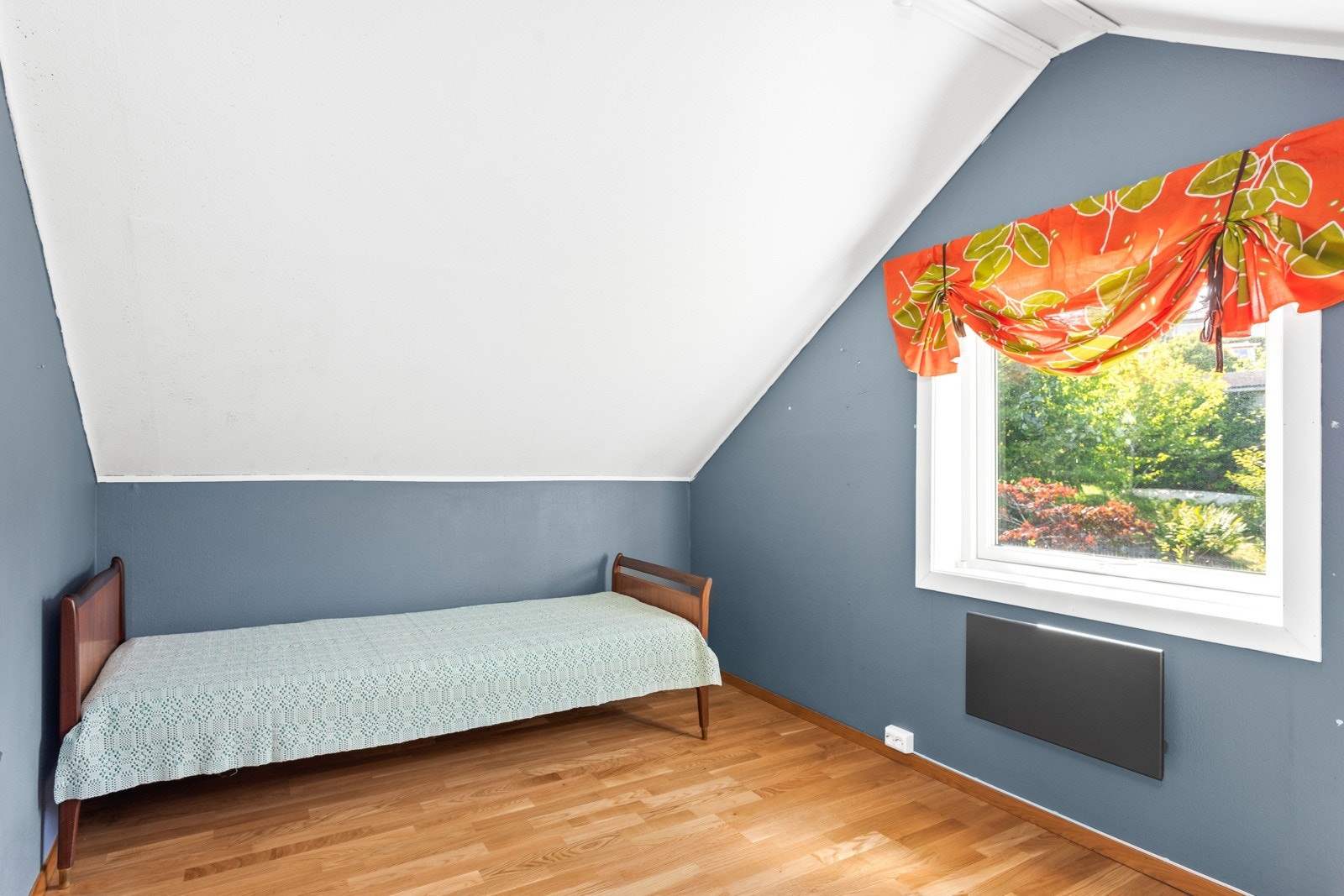 Soverom oppe Galleribilde