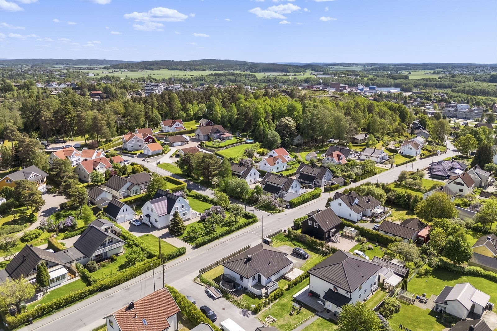 Områdefoto- hyggelig nabolag Galleribilde