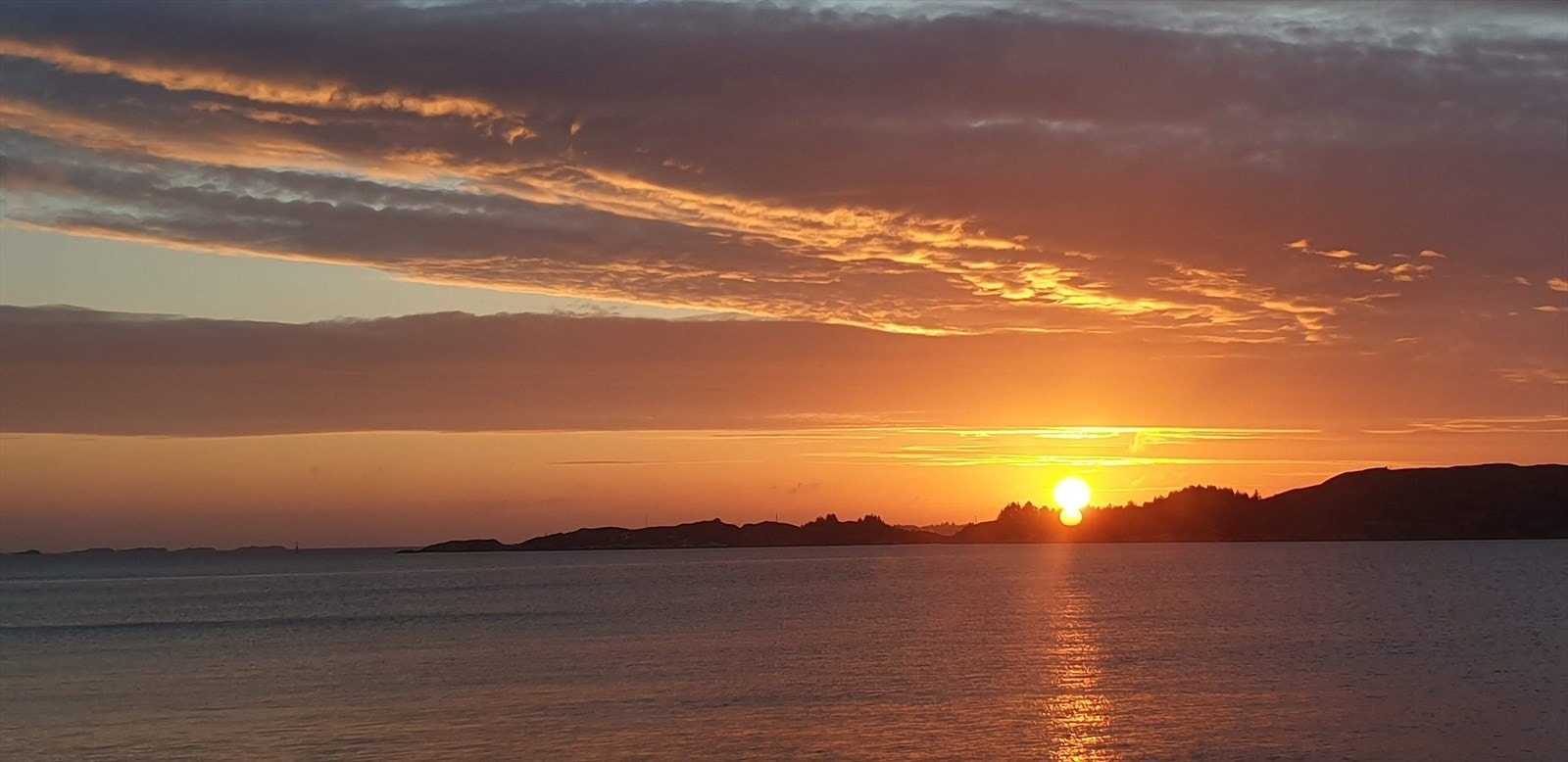 Nydelige solnedganger fra eiendommen! Galleribilde