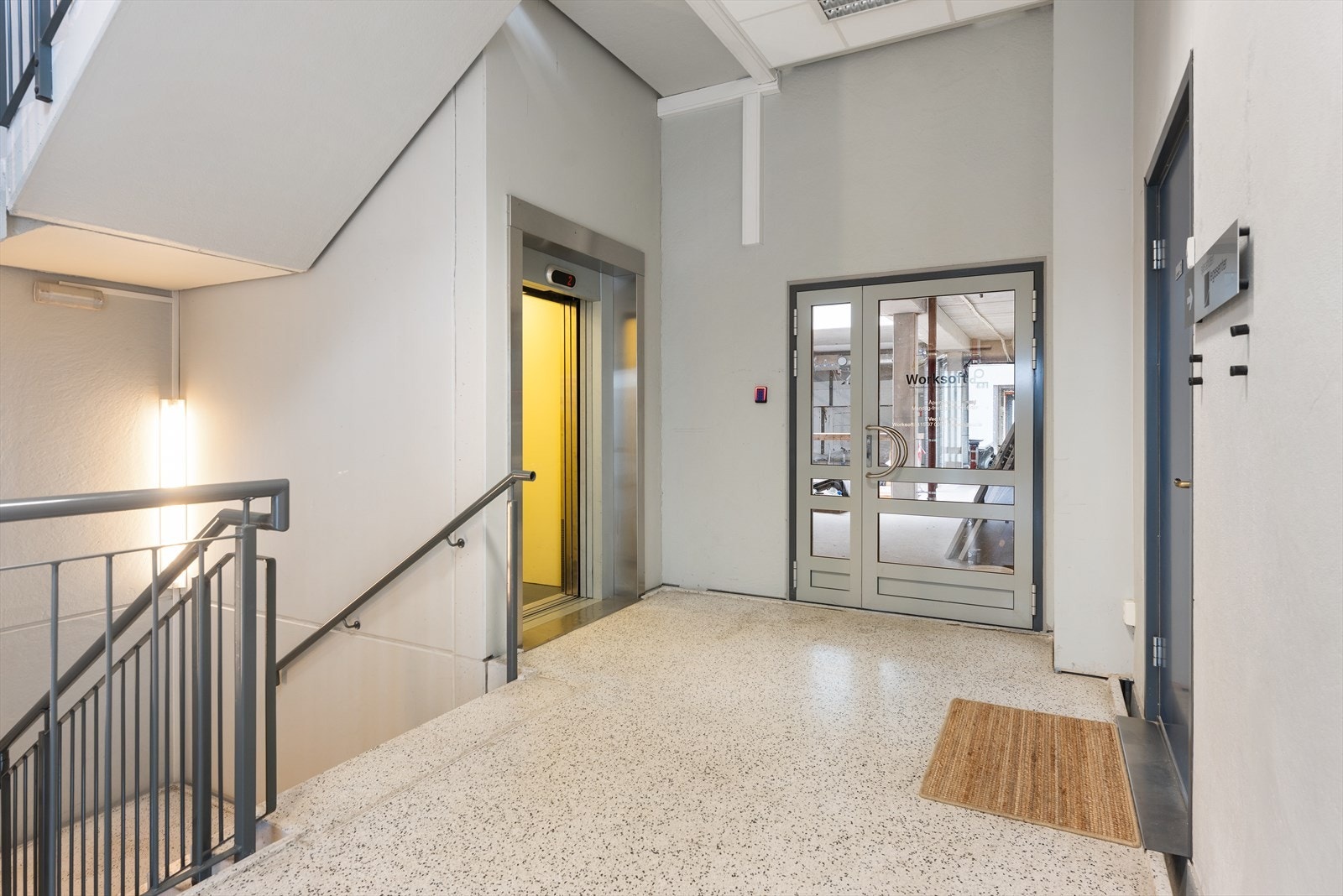 Heis opp til leiligheten Galleribilde