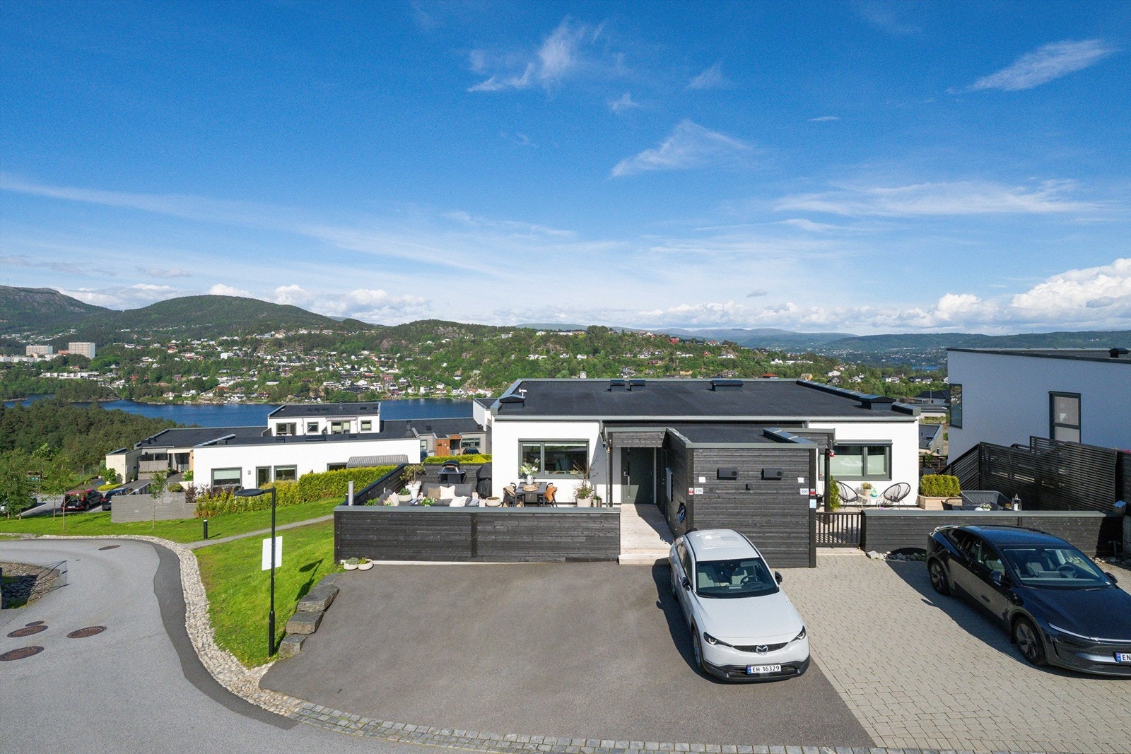 Straumsåsen 298. Et rolig og barnevennlig nabolag i trygge omgivelser. Galleribilde