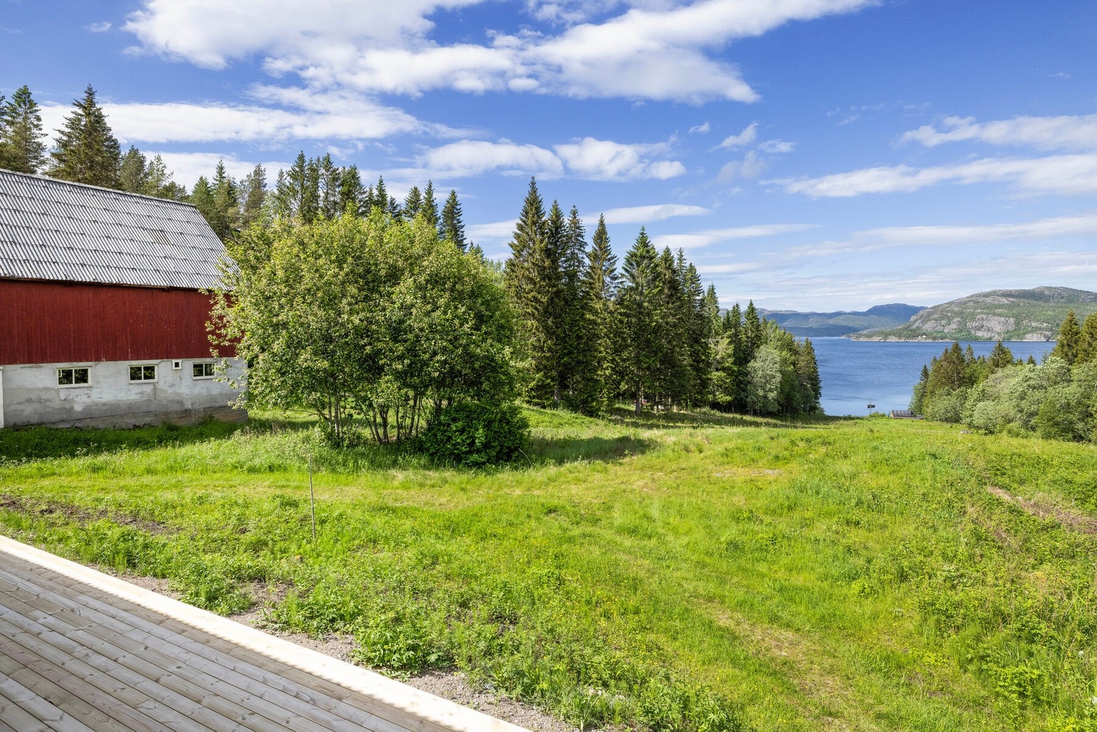 Utsikt fra terrasse Galleribilde