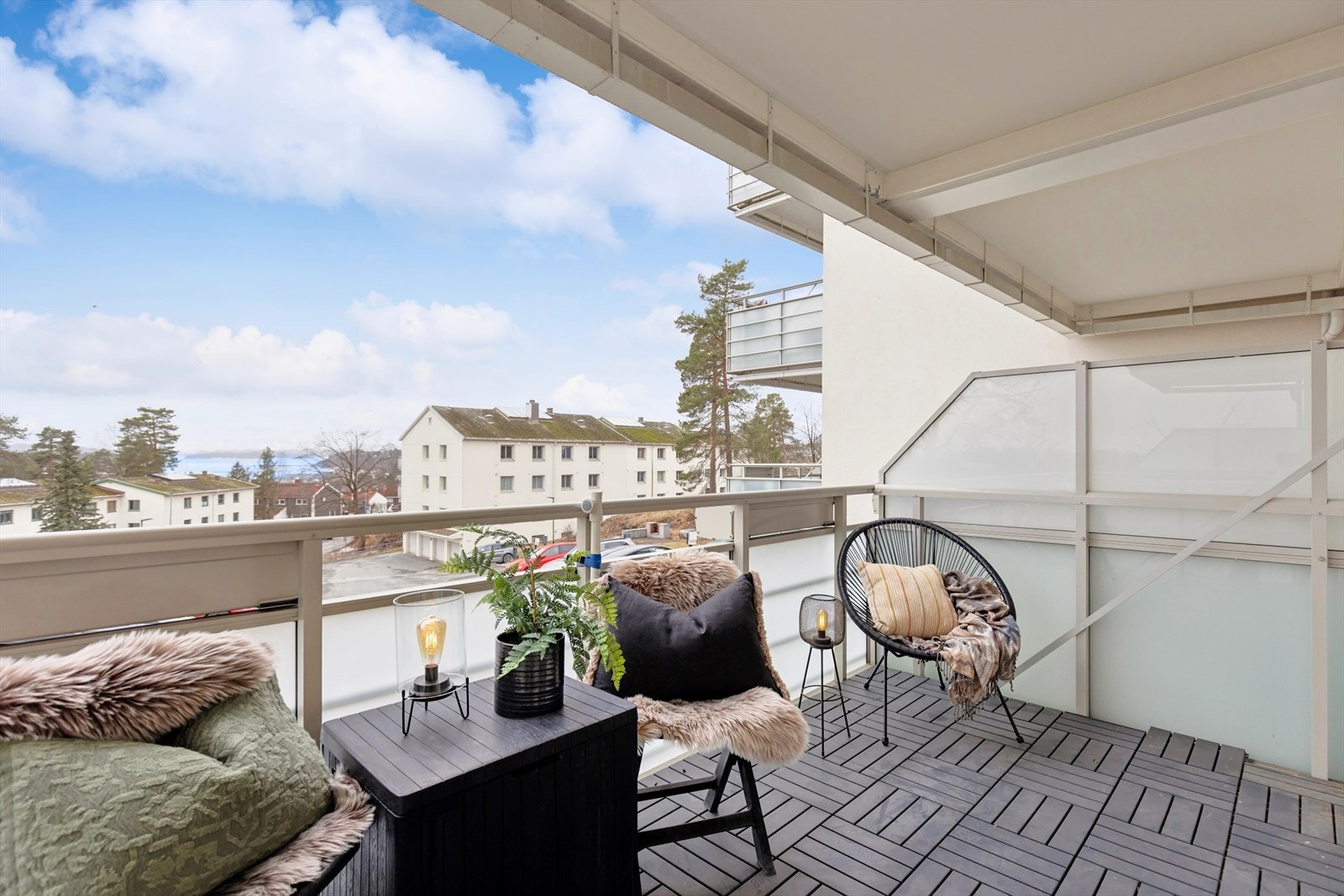 Herfra har du utsikt over Holtekilen og Fornebu. Galleribilde