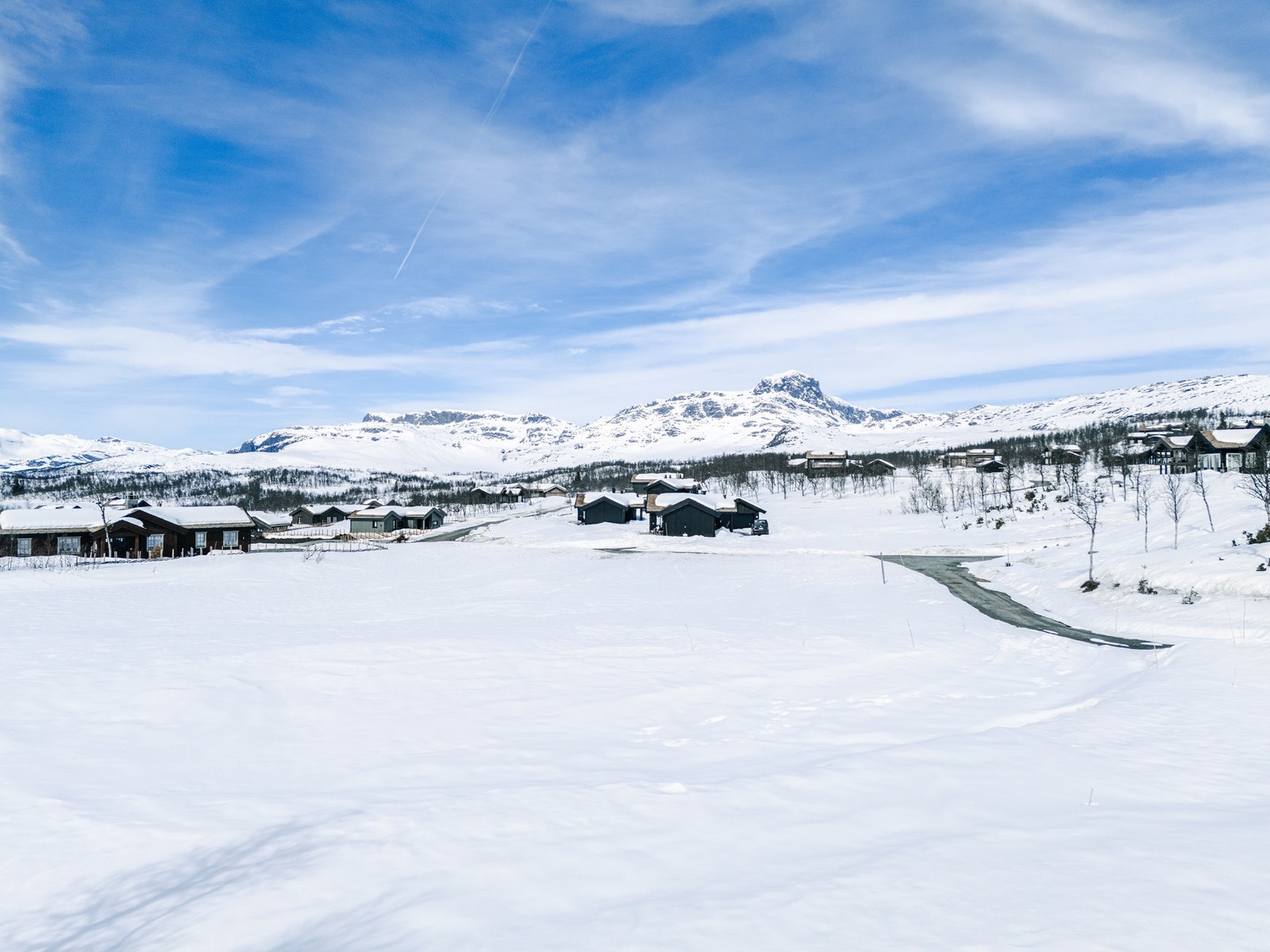Bilde fra tomten mot Bitihorn Galleribilde