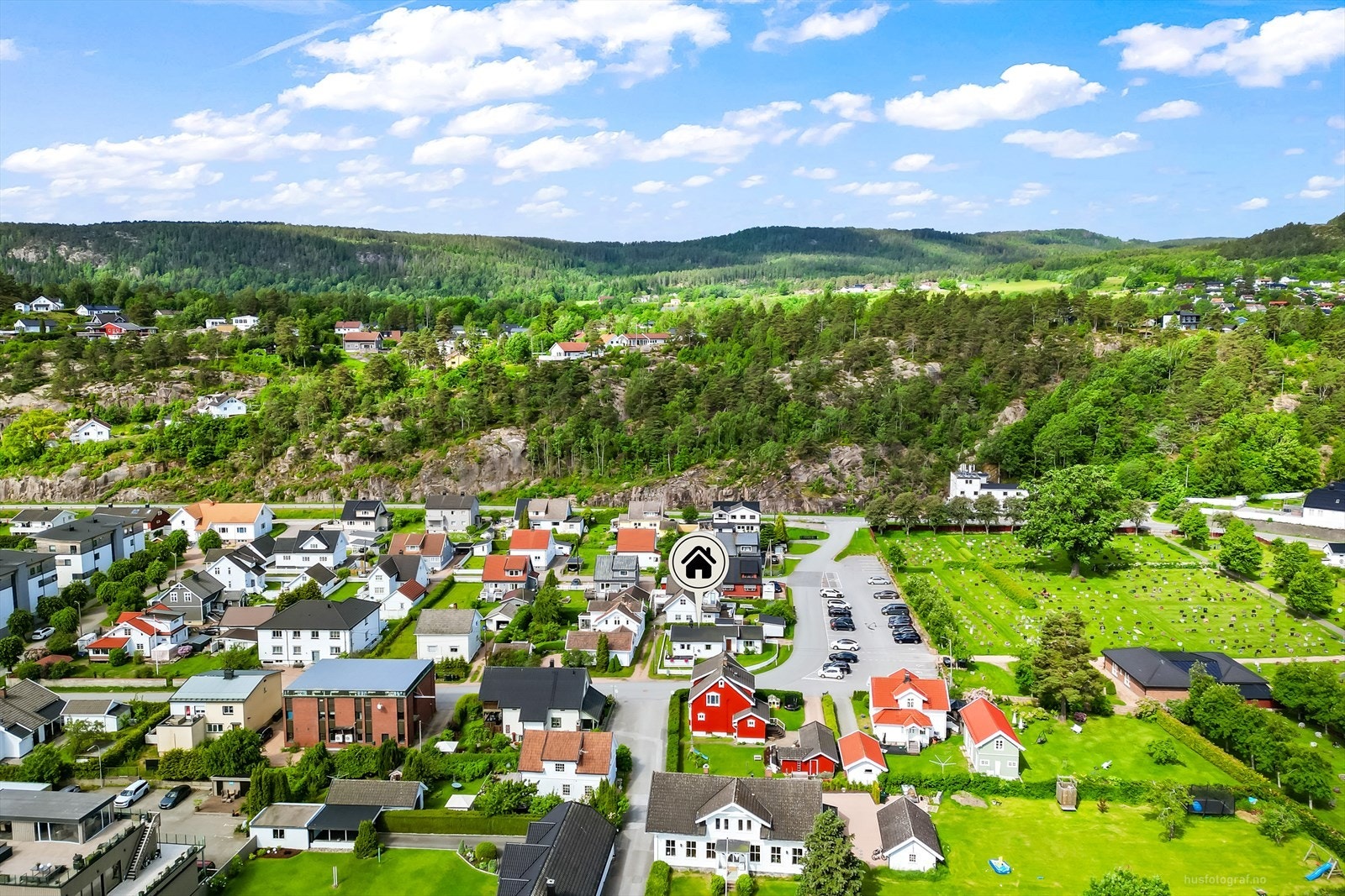 Nærhet til flotte turområder i skog og mark. Galleribilde