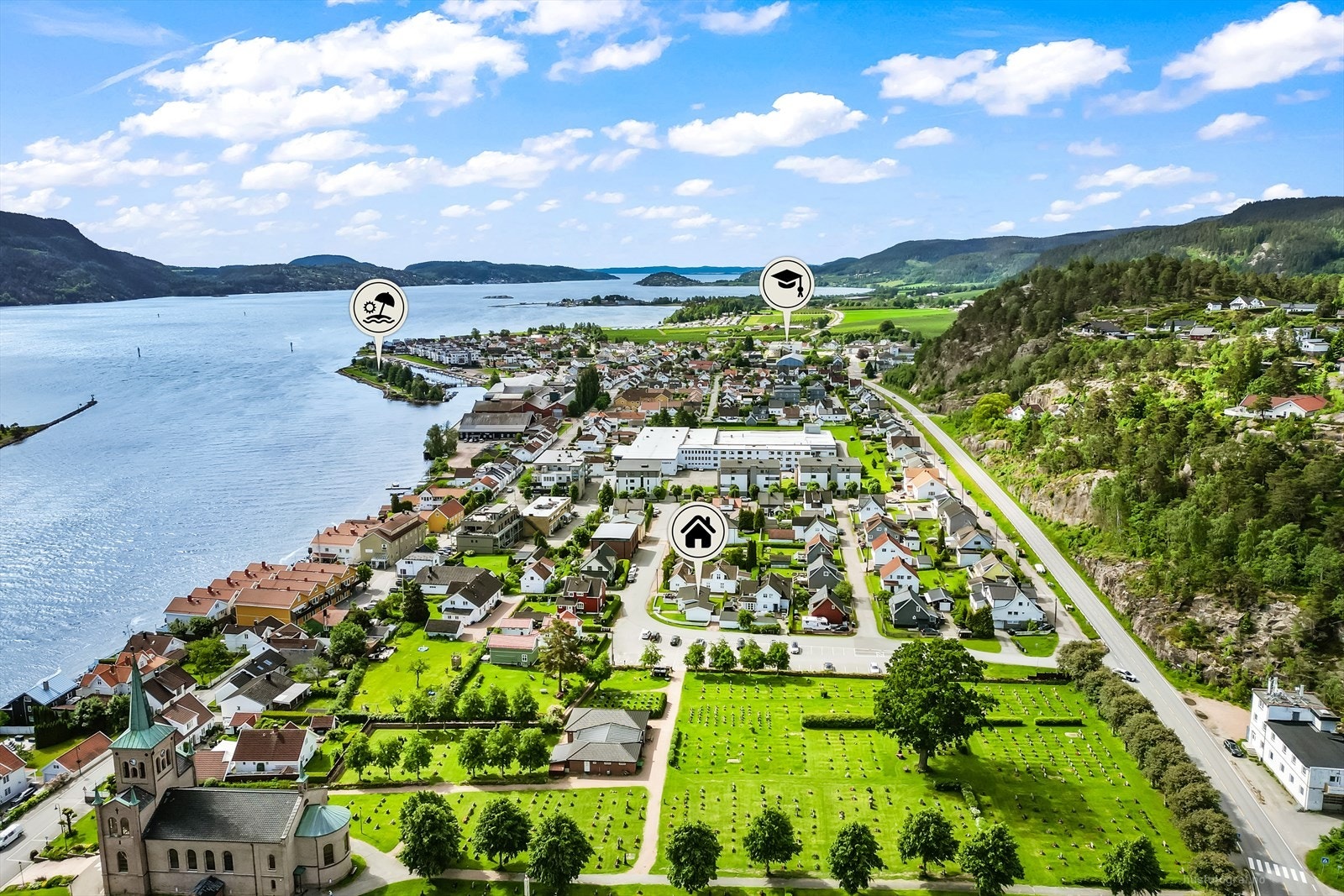 Kort vei til skoler, barnehager og dagligvarebutikker som Kiwi og Rema 1000. Galleribilde