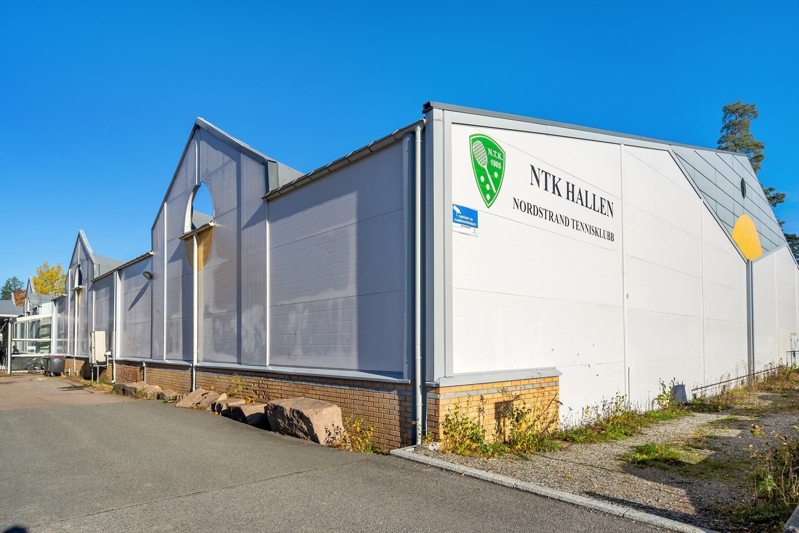 For den sportsinteresserte finnes det flere tilbud i nærheten, som Nordstrand Tennisklubb. Galleribilde