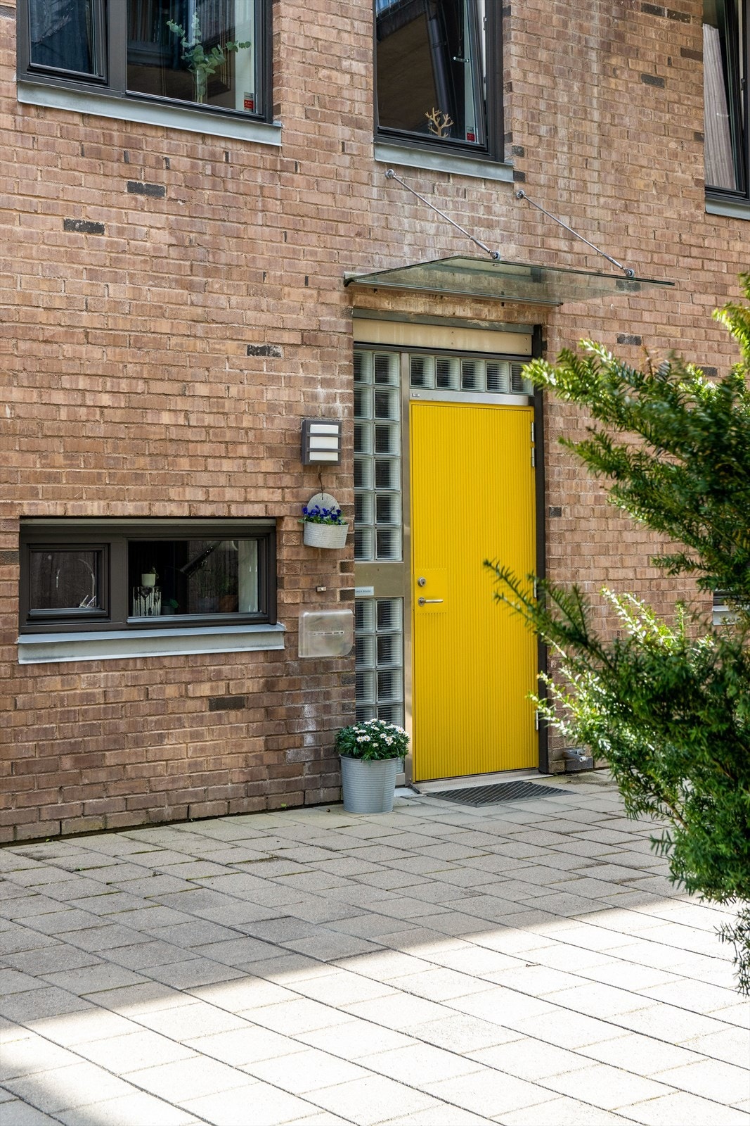 Velkommen til en hyggelig visning! Ta kontakt med megler Olaf E. Rønning på 478 69 306 for privatvisning i forkant. Galleribilde