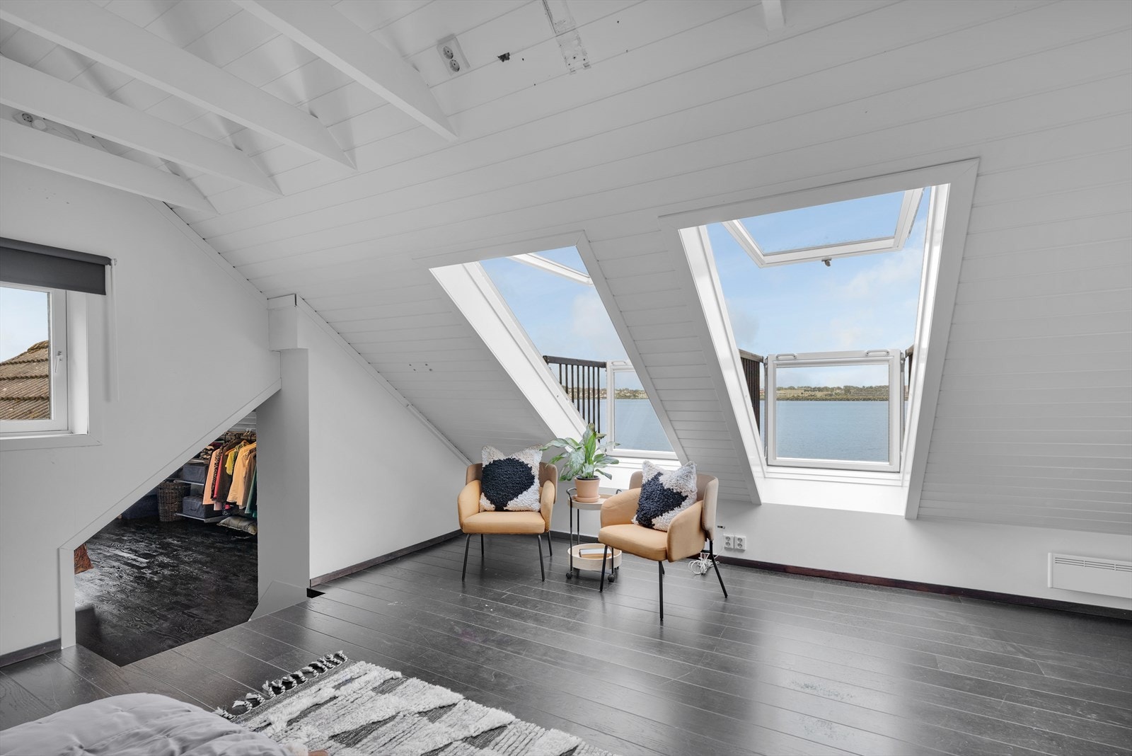 2.etg. - soverom Galleribilde