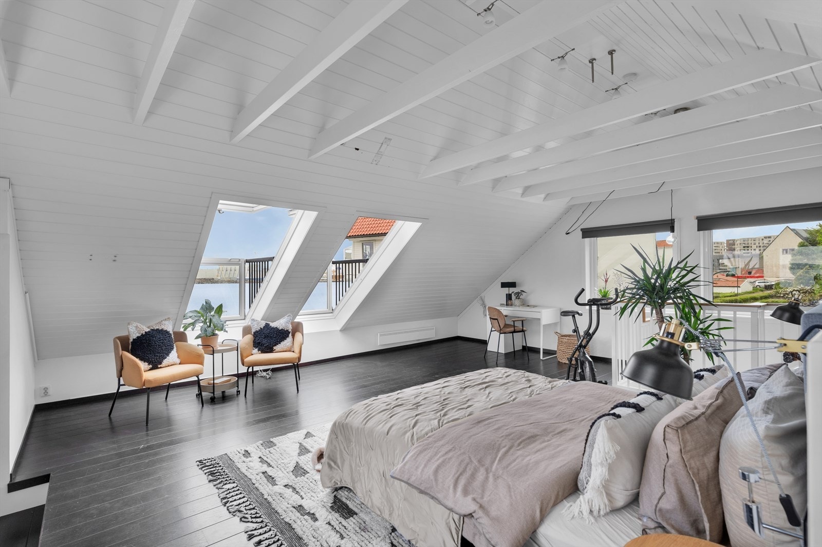 2.etg. - soverom Galleribilde