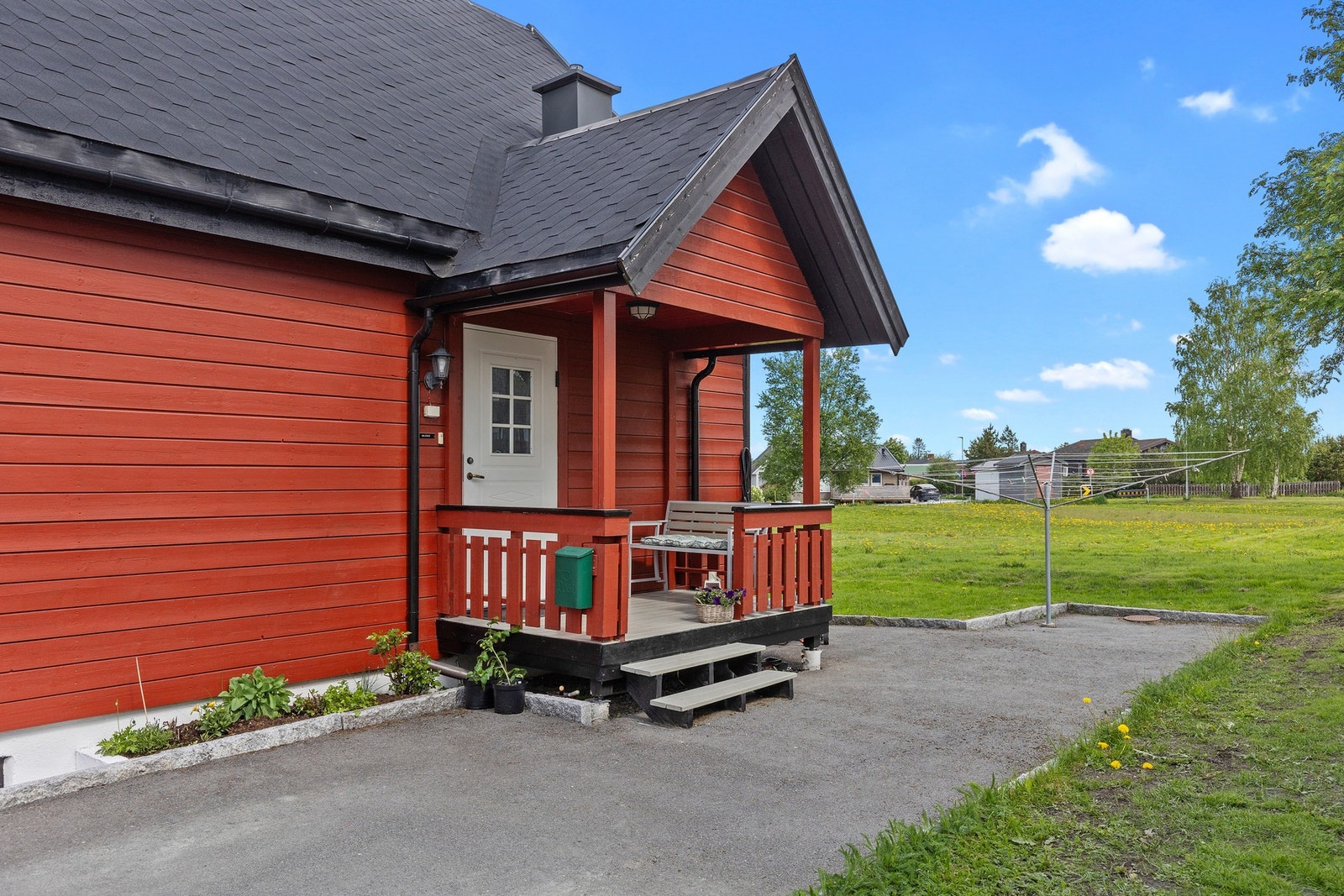 Inngangsparti. Galleribilde