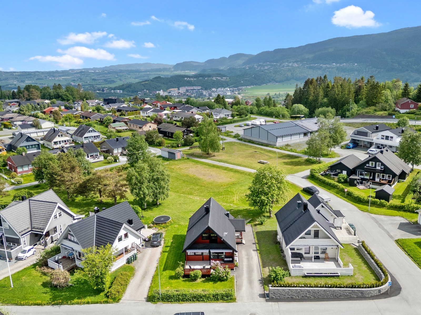 Tomten er på ca. 361m². Galleribilde