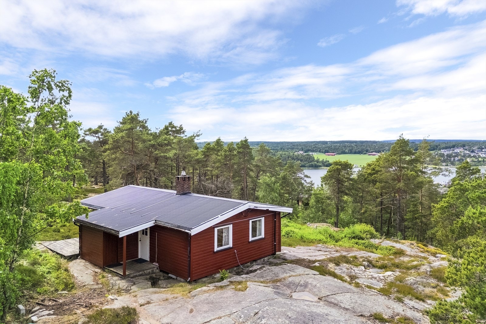 Åpne fine områder rundt hytta Galleribilde