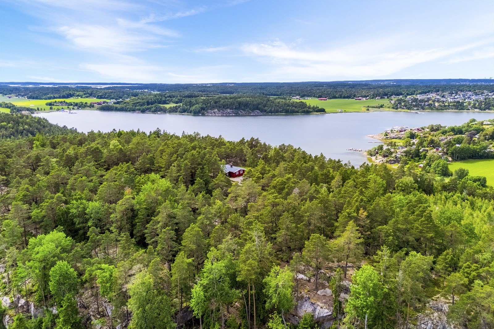 Vakkert område- hytta er helt usjenert beliggende Galleribilde