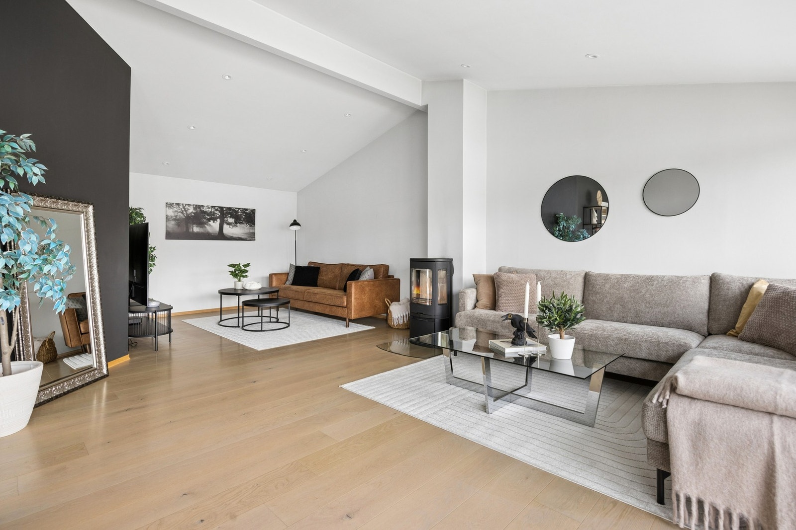 Her bor du på romslige 108 m² på populære Atriumsbyen med alt på et plan. Galleribilde