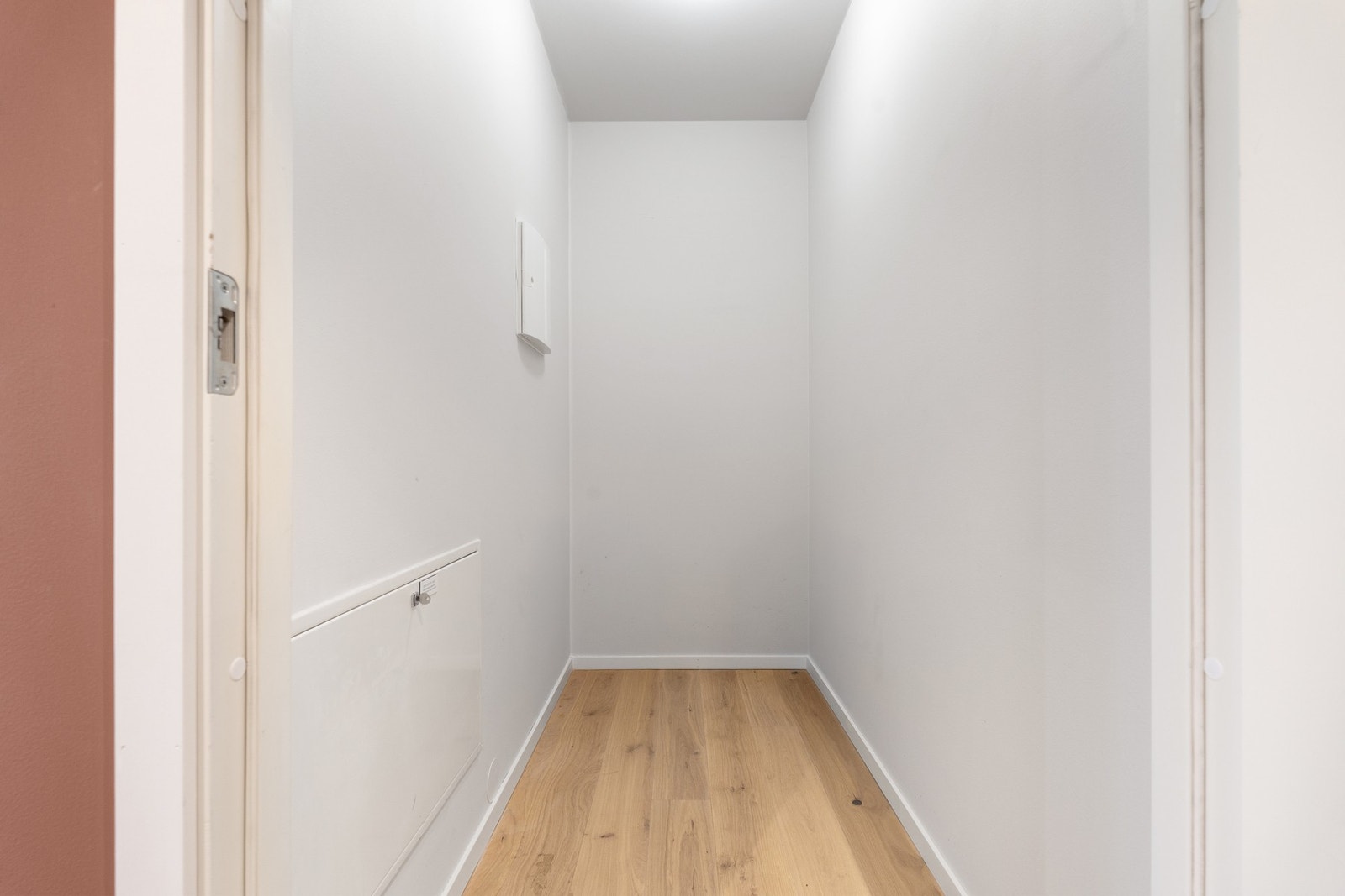 Praktisk bod i leiligheten på 2,2 kvadratmeter. Galleribilde