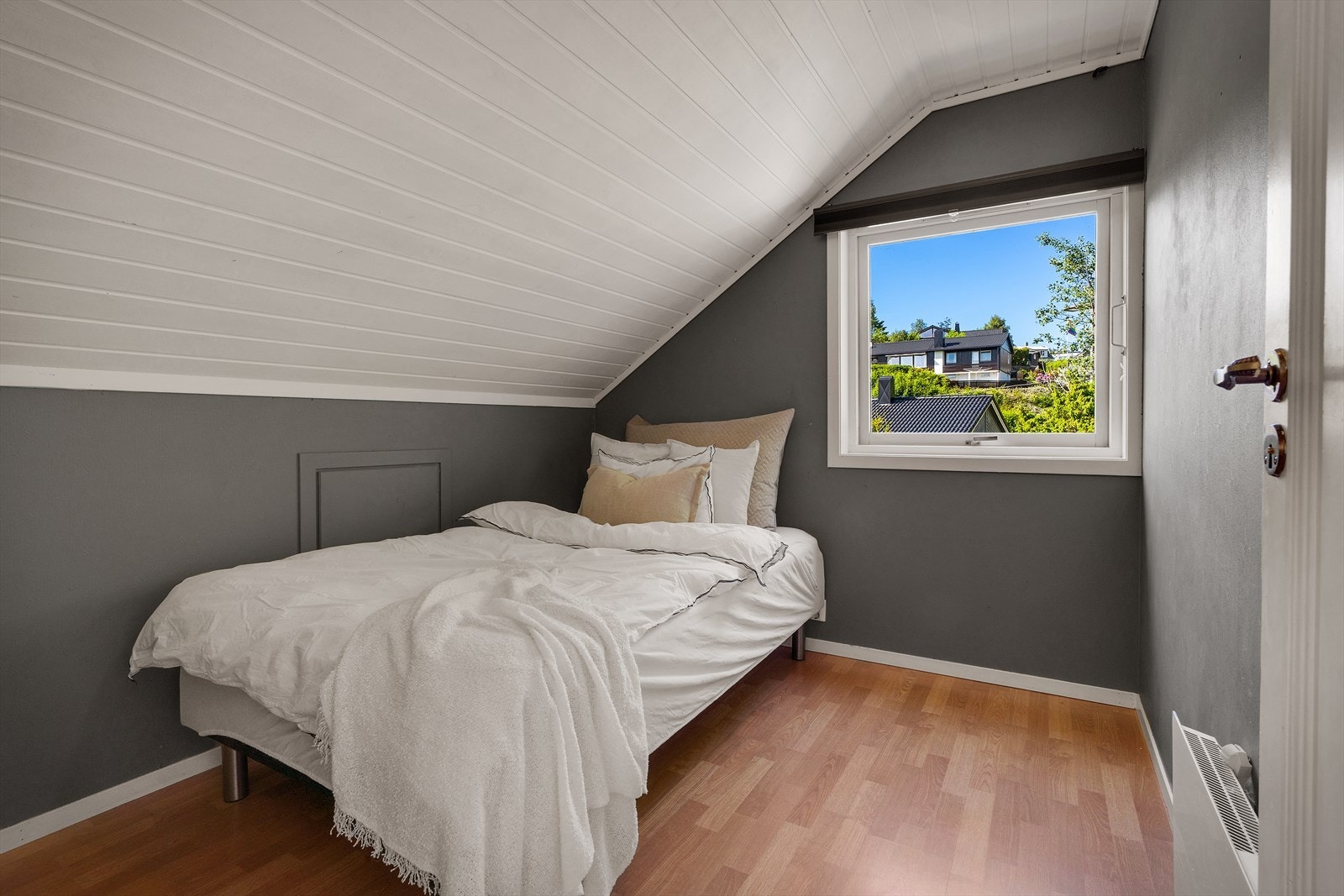 - Soverom 2 måler 5,7m² - Galleribilde