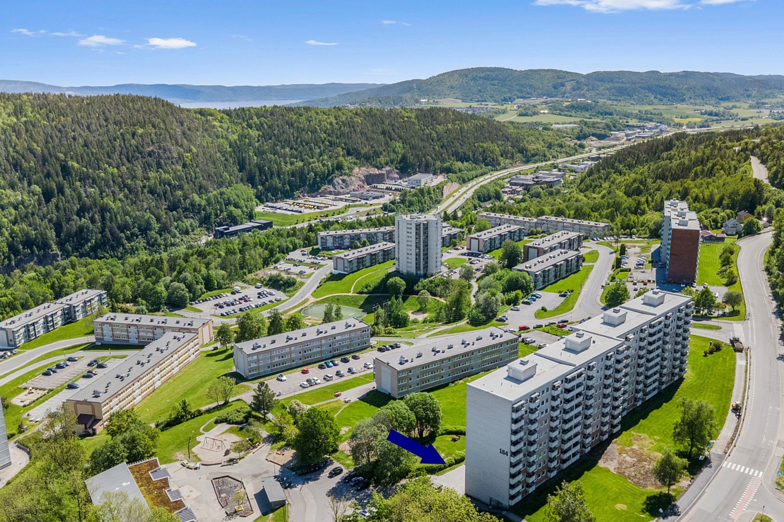 Dialog Eiendomsmegling AS avd Drammen FJELL | Lys 3-roms andelsleilighet | Fyring/varmtvann inkl. |
