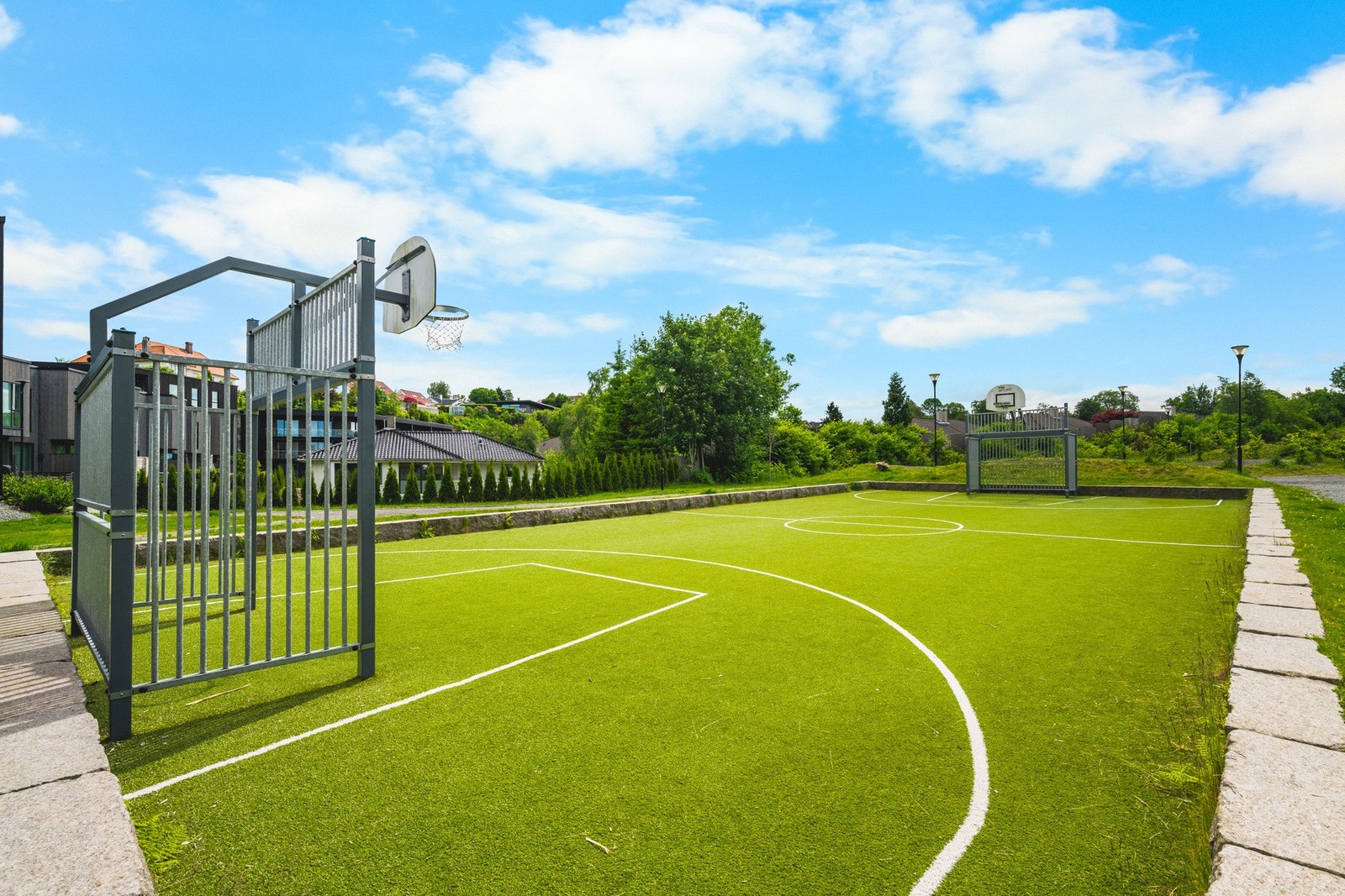 Det er fotballbane for fotbalglade Galleribilde