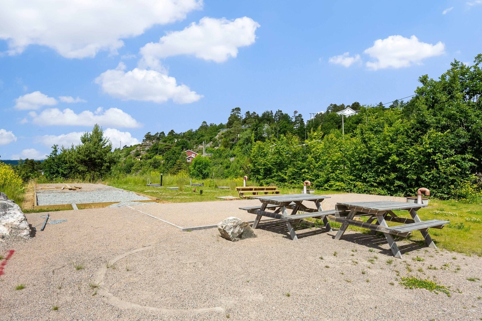 Båtstø Vel har etablert både frisbeegolfbane i Laukdalen og petanquebane på Båtstøtunet. Galleribilde