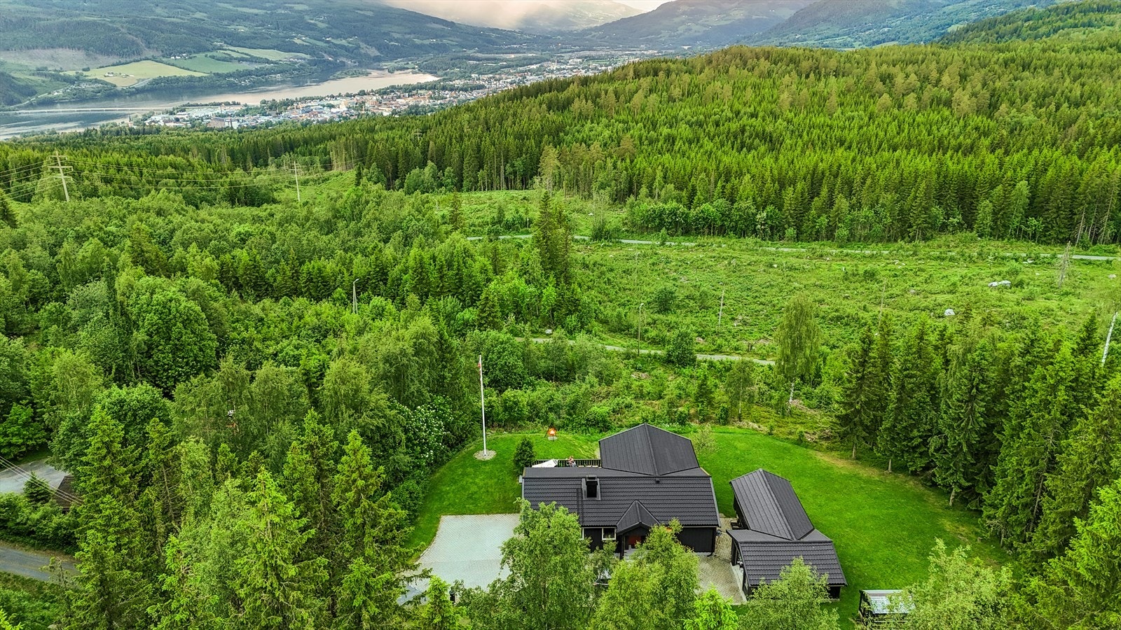 Vi gleder oss til å se deg på visning. Galleribilde