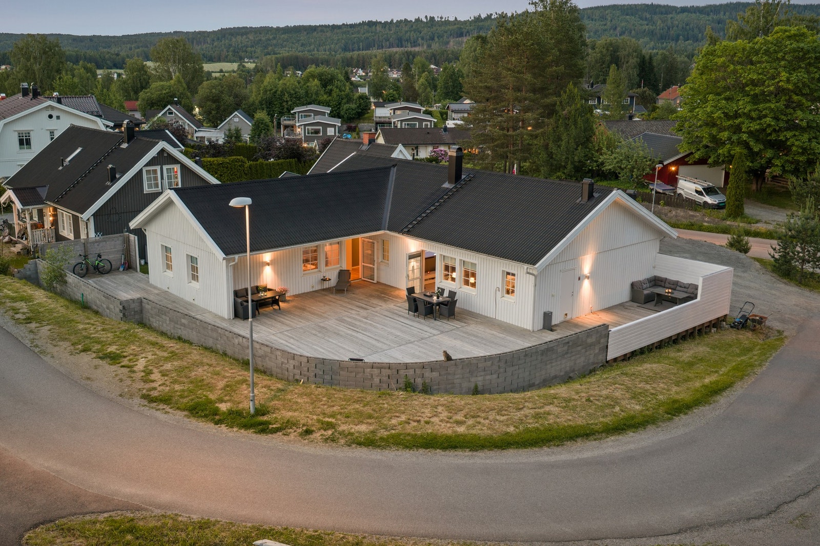 EIE Jessheim v/ Julie Fredheim Maudal har gleden av å presentere Tunlandvegen 1! Foto: Ole Kaldal v/ EFKT Galleribilde