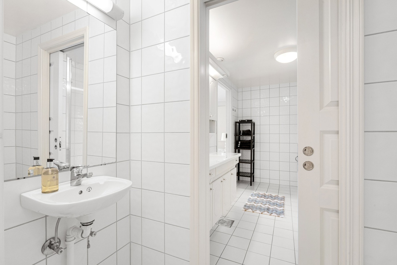 Wc med servant. Galleribilde