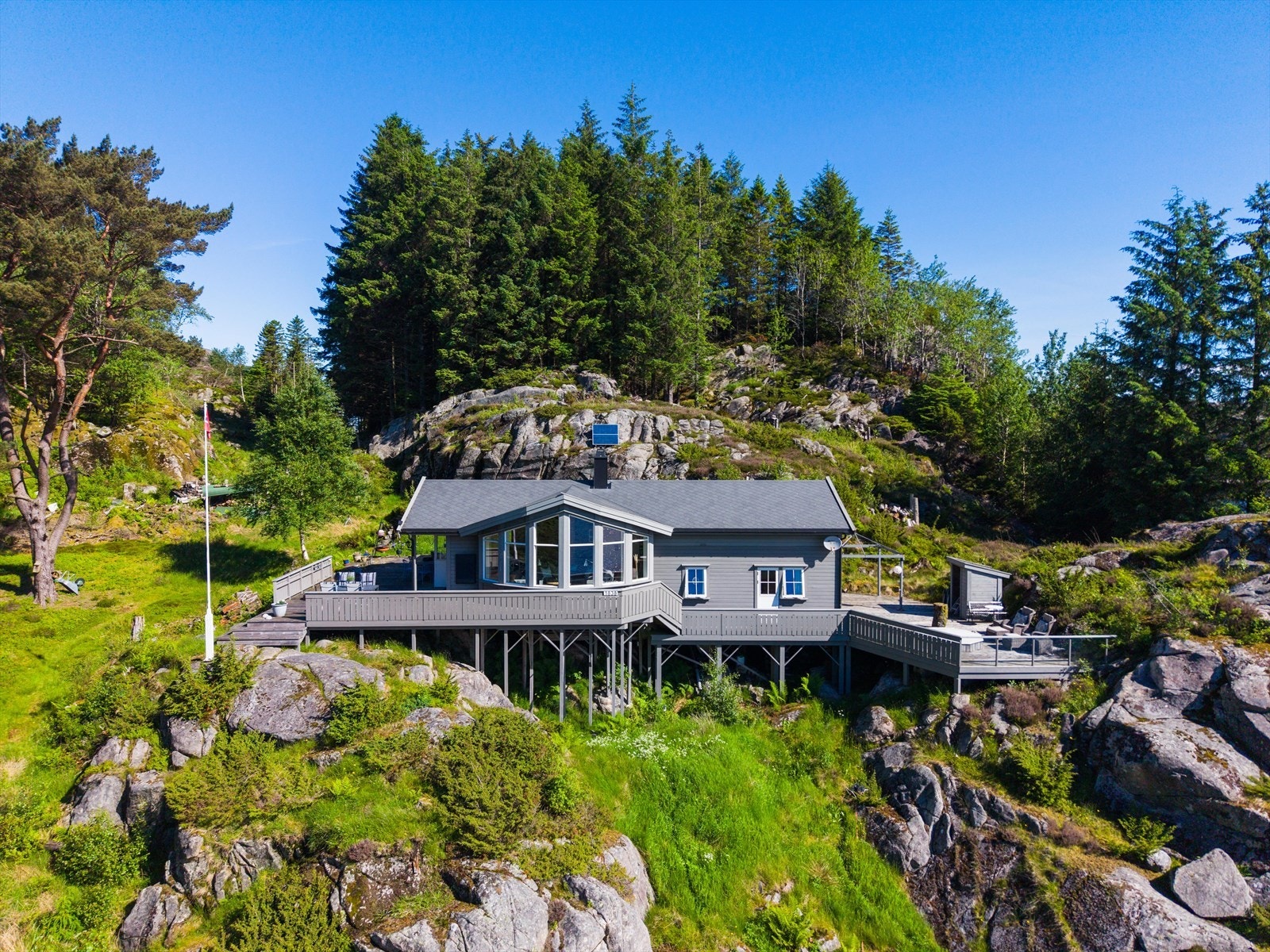 Velkommen til Byrknesvegen 1838, presentert av Torgeir Glomnes for Eiendomsmegler Norge! Galleribilde