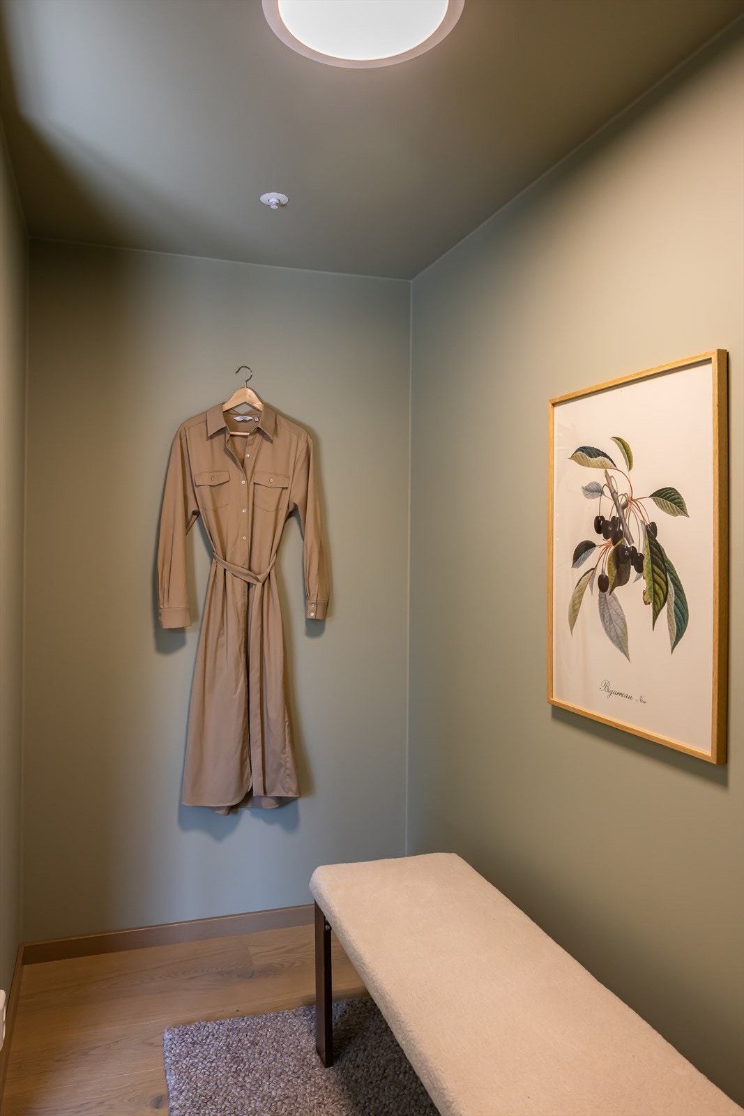 Rommet huser også leilighetens sikringsskap og balanserte ventilasjonsaggregat. Galleribilde