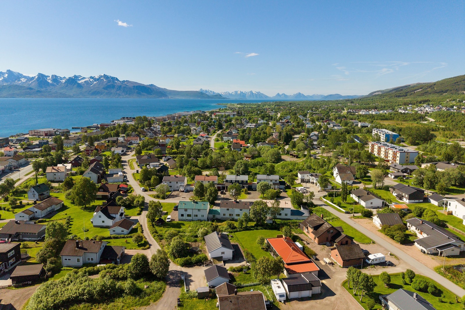 Fra eiendommen er det gangavstand til det aller meste av fasiliteter. Galleribilde