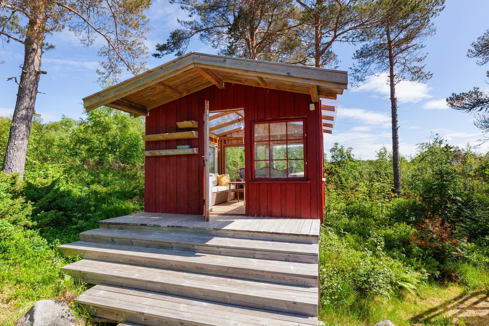 På eiendommen er det også oppført et drivhus/hagestue. Galleribilde