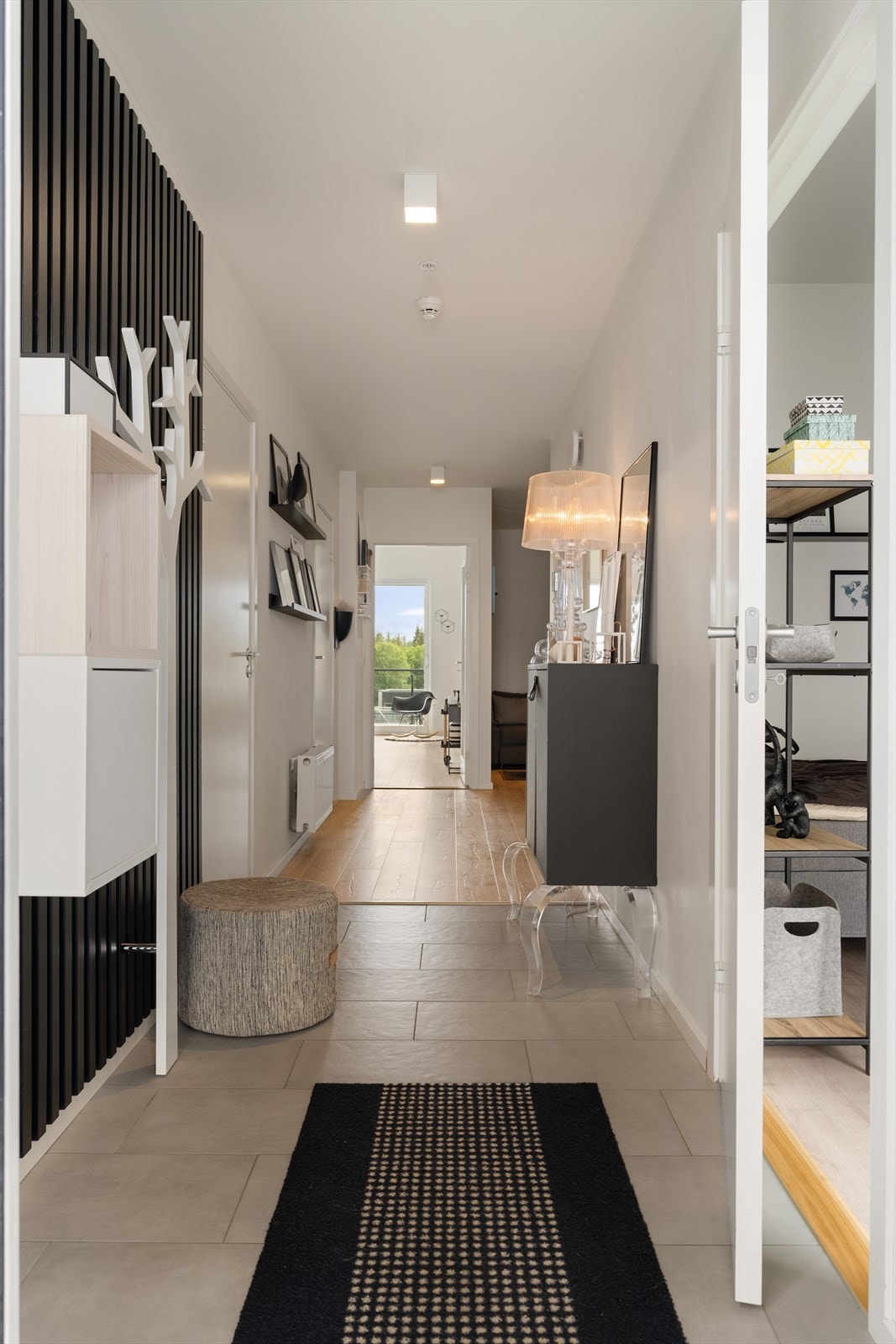 Inngangspartiet er på hele 10 m². Galleribilde