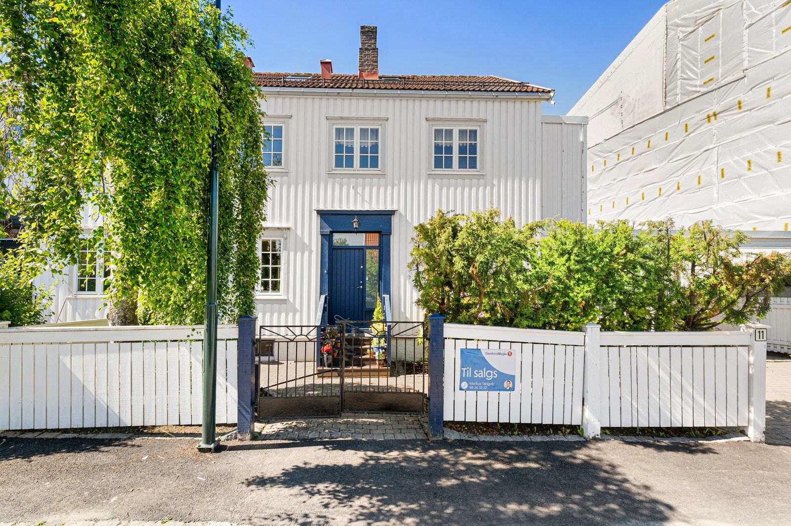 Taktekking ble skiftet i år 2000, samt ny kledning og etterisolering i 2007 og ny drenering fra 2006. Galleribilde