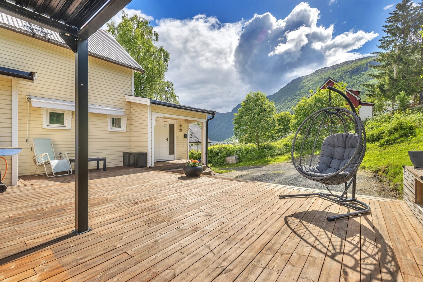 Terrassen er et flott sted for å nyte lange sommerdager. Galleribilde