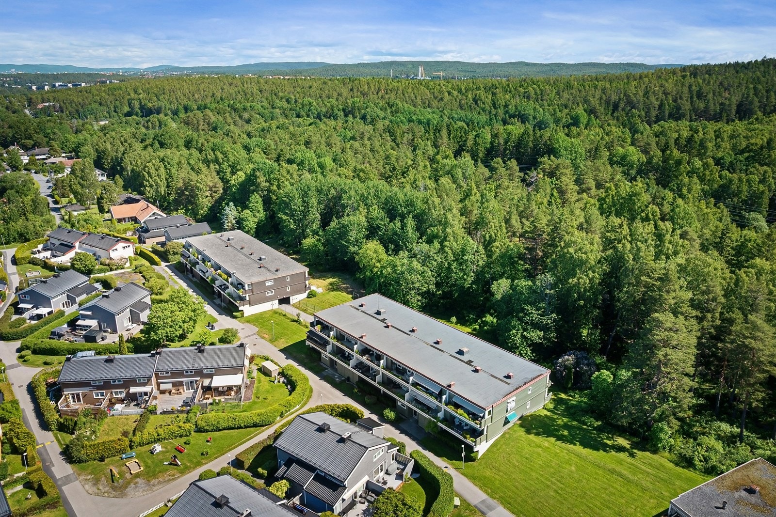 Stille og rolig mot marka og Kongeveien. Galleribilde