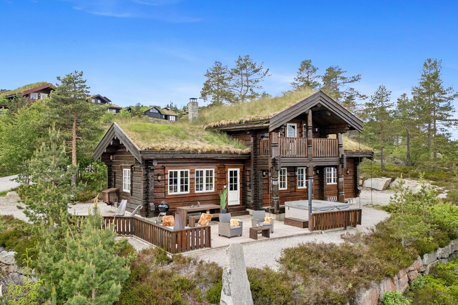 Velkommen til Kjetilskotvegen 469 i Vrådal! En lekker hytte med perfekt beliggenhet som du må se selv! Galleribilde