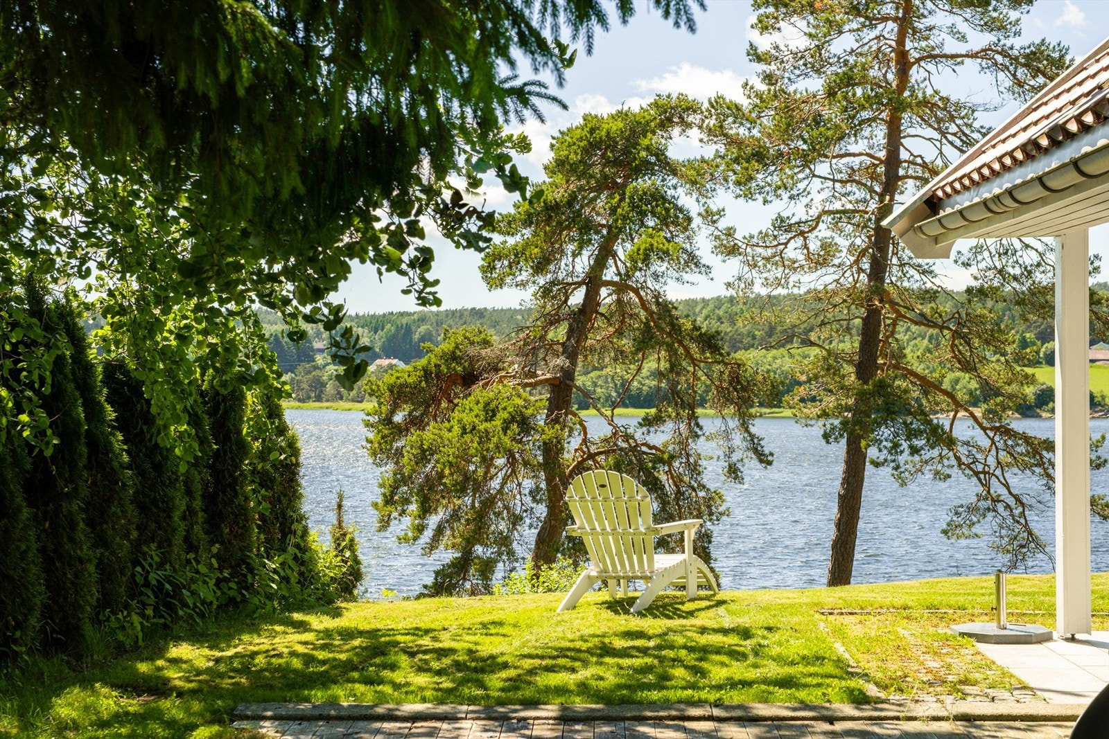 I disse omgivelsene er det lett å finne både roen og feriefølelsen. Galleribilde